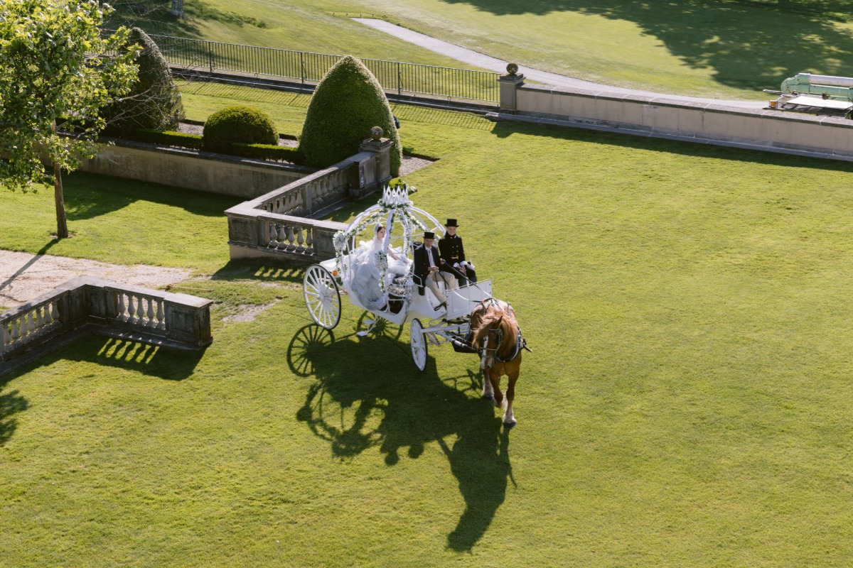 bride in horse drawn carriage