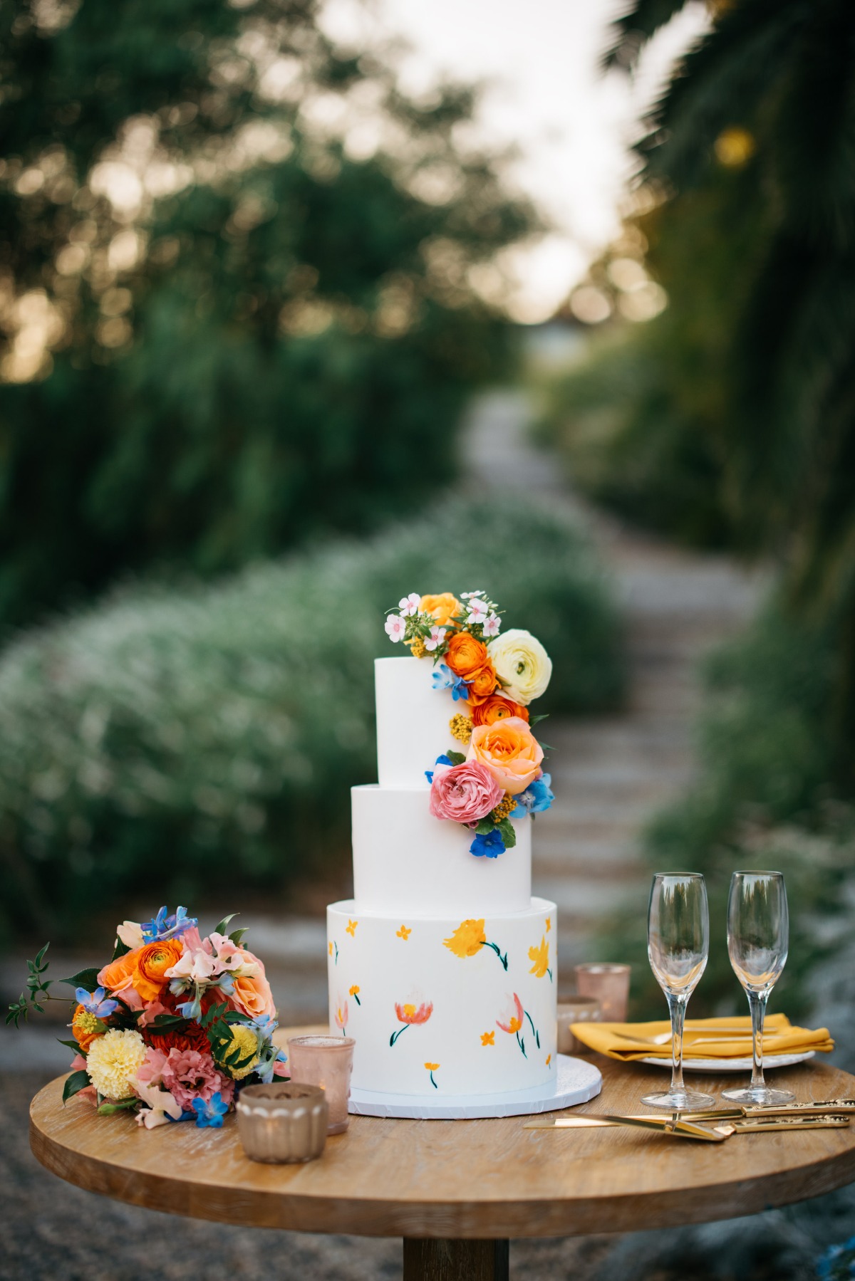 painted wedding cake