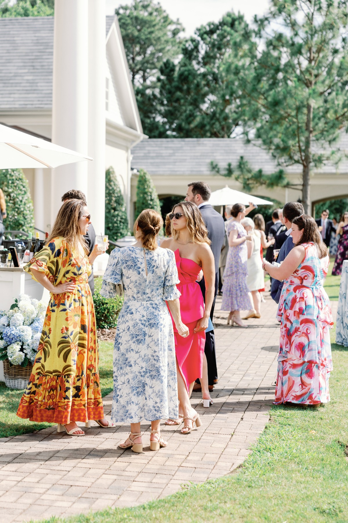 garden party wedding guest attire