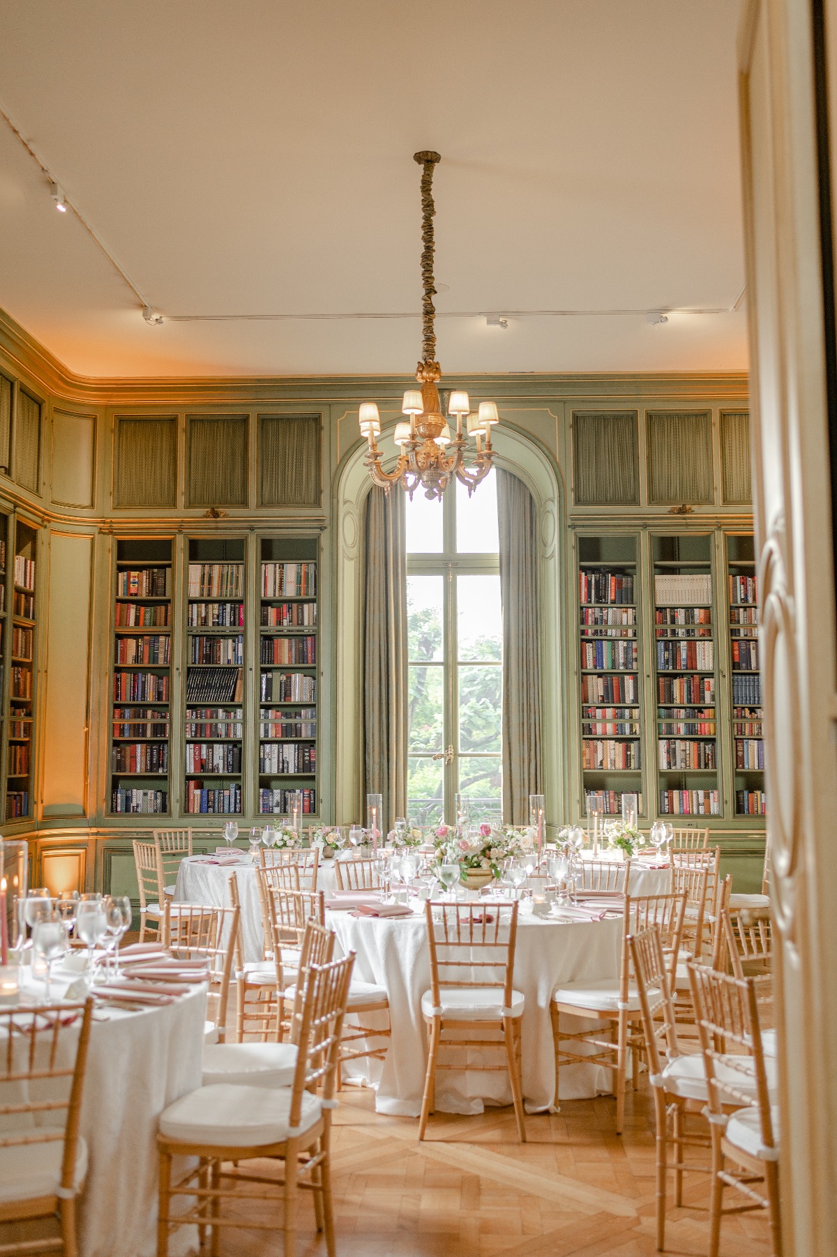 estate venue with floor to ceiling bookshelves