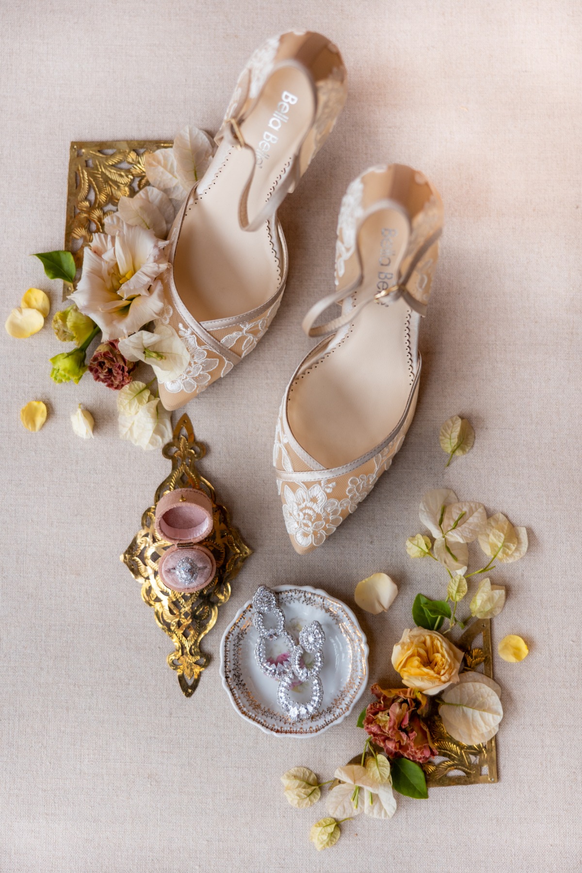 lace wedding shoes