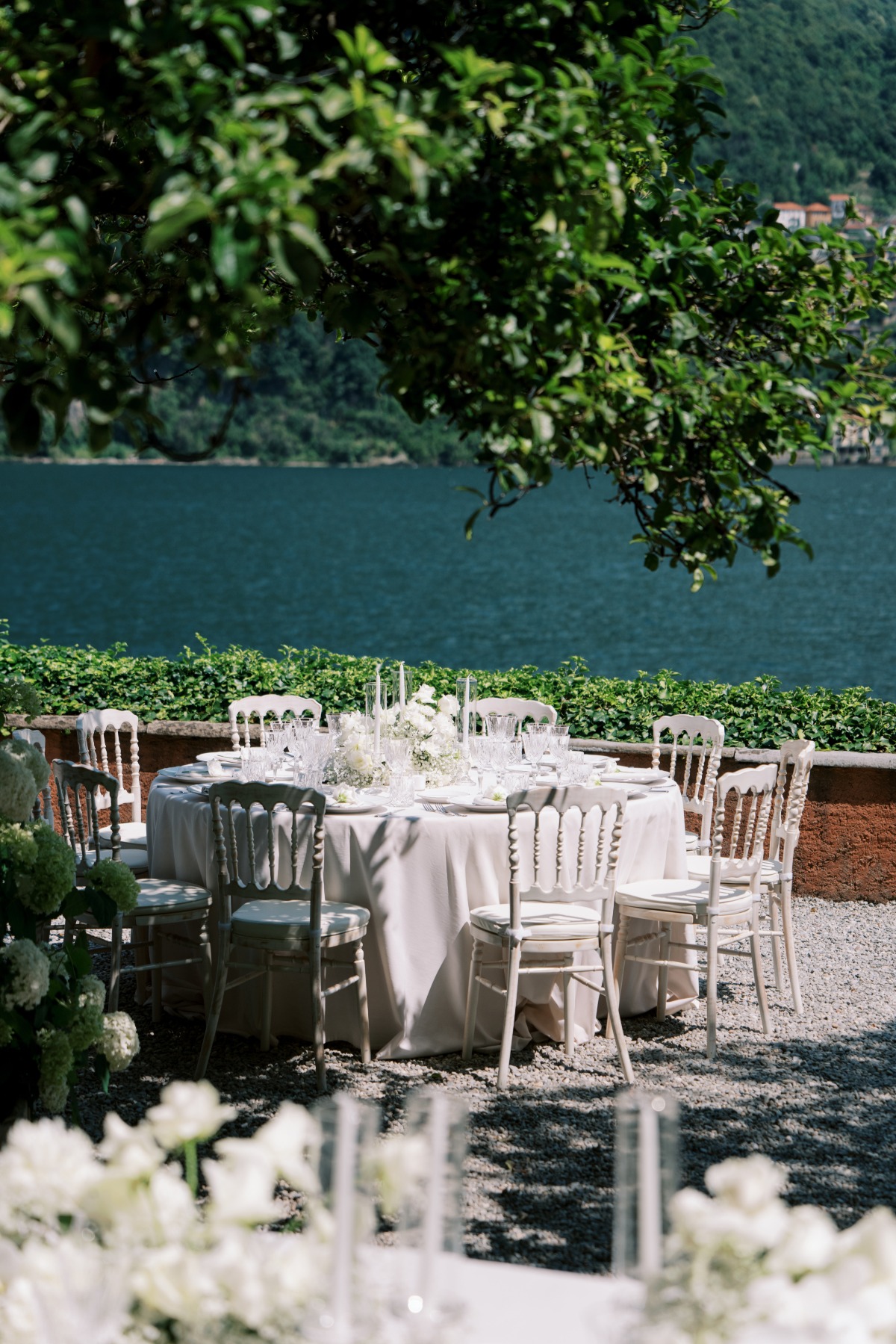 white wedding decor for lake como outdoor reception