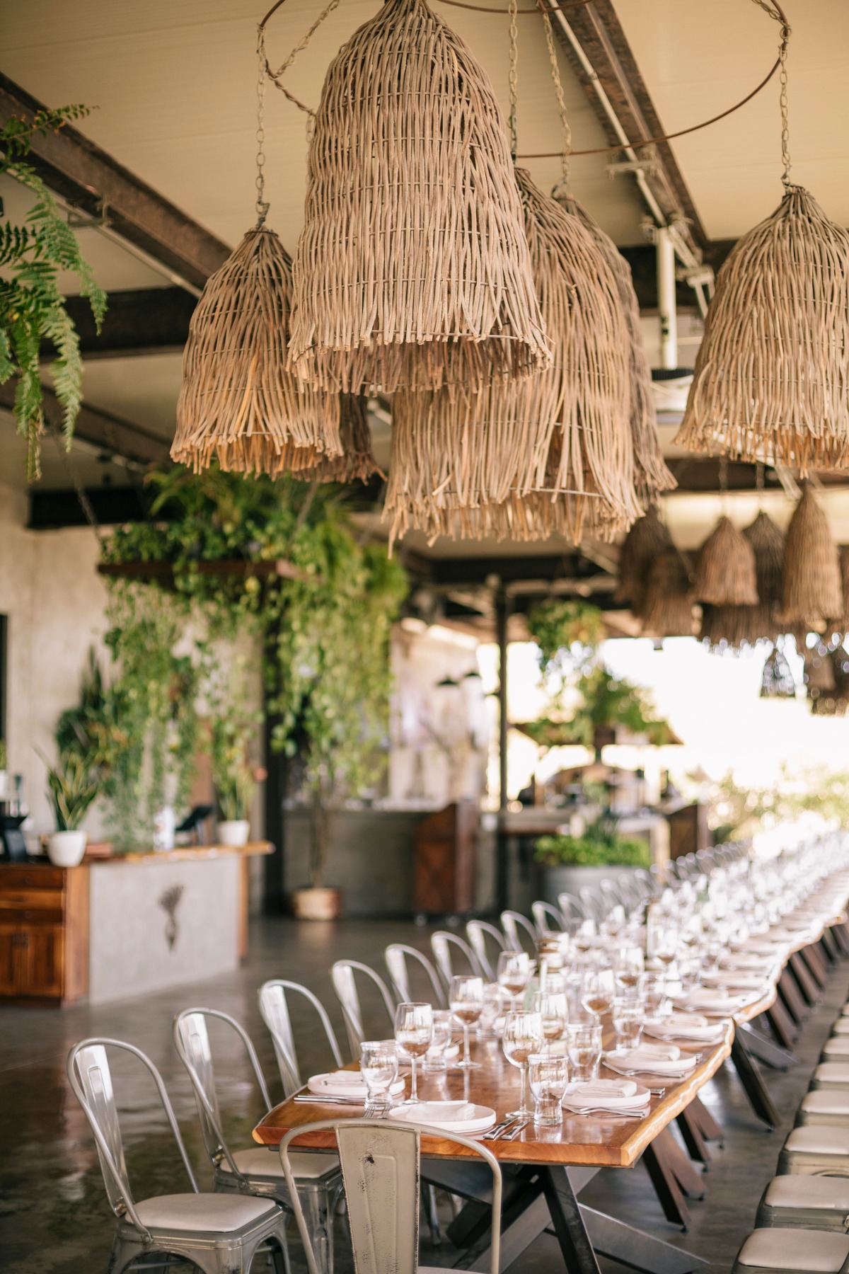 Chic and minimalist wedding decor for Cabo restaurant wedding