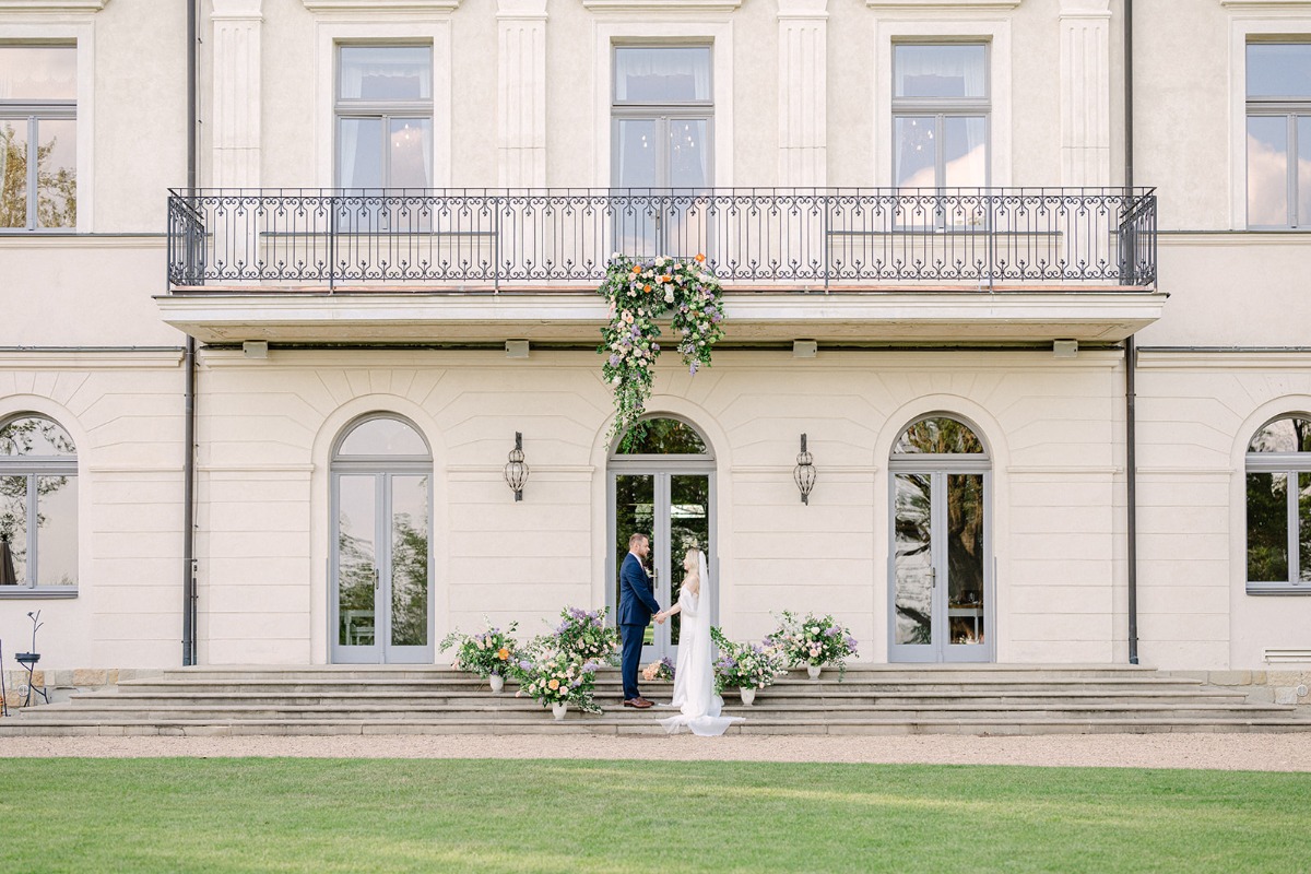 hanging balcony floral installation