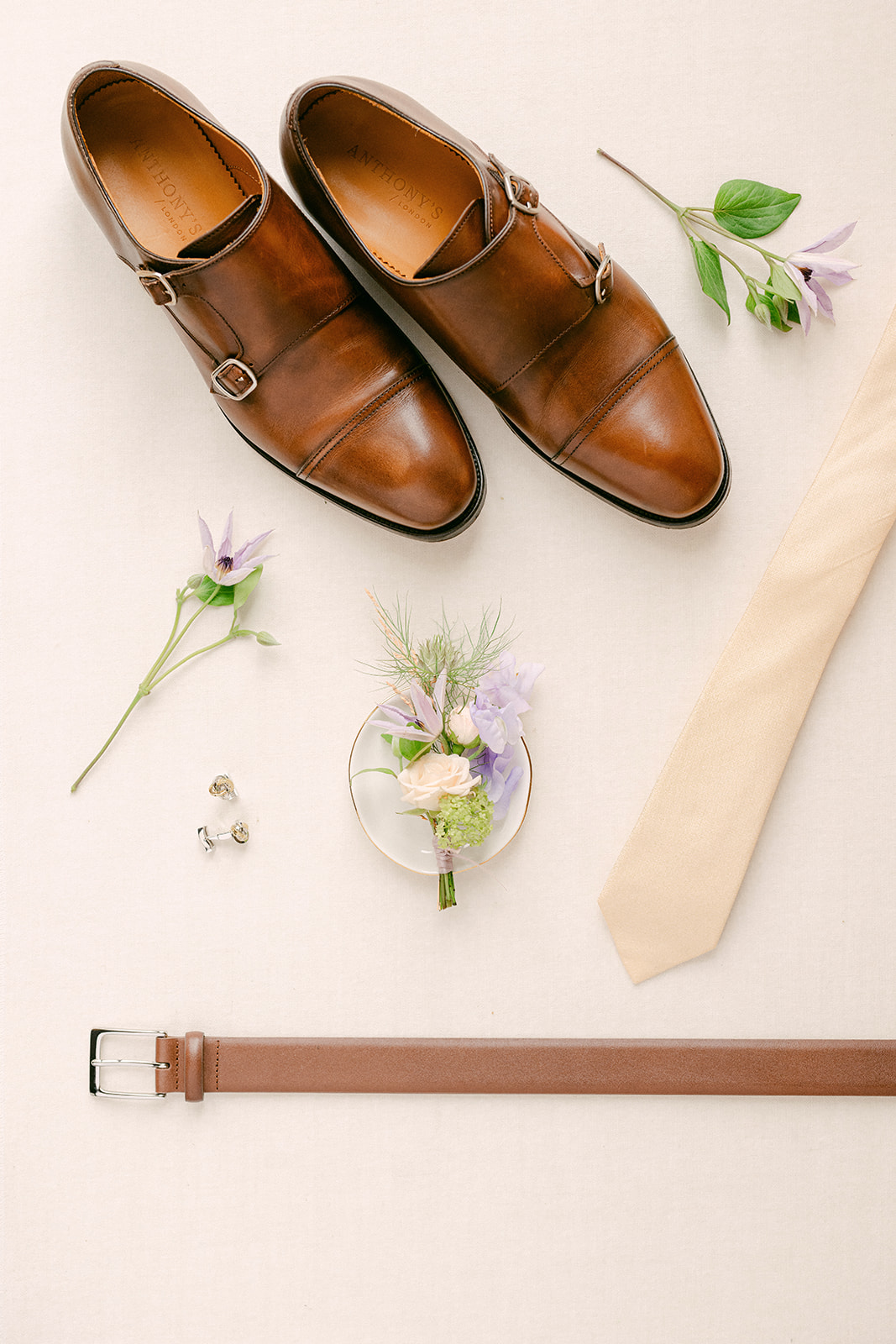 classic brown leather groom accessories