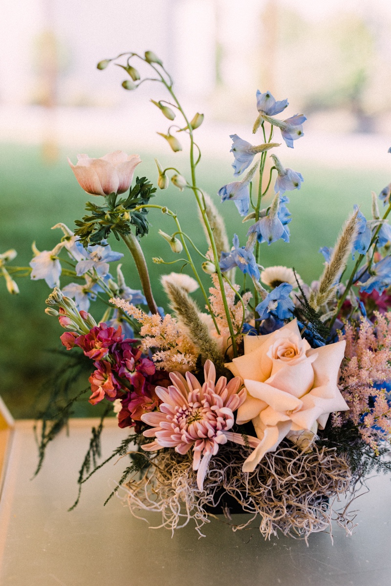 blue white and peach wedding flowers