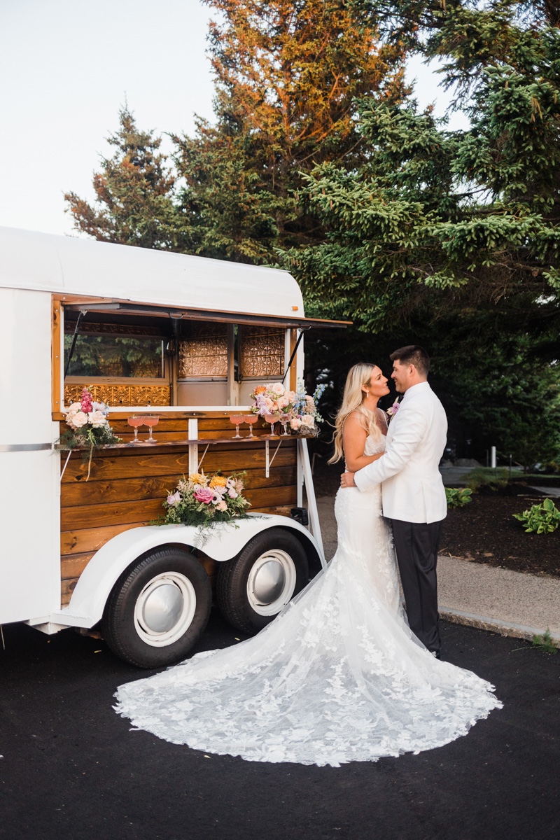 mobile bar cart in maine for weddings