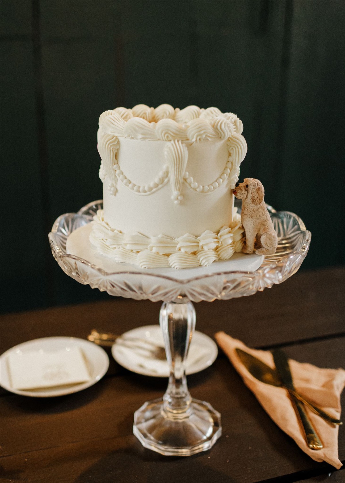 custom pet wedding cake