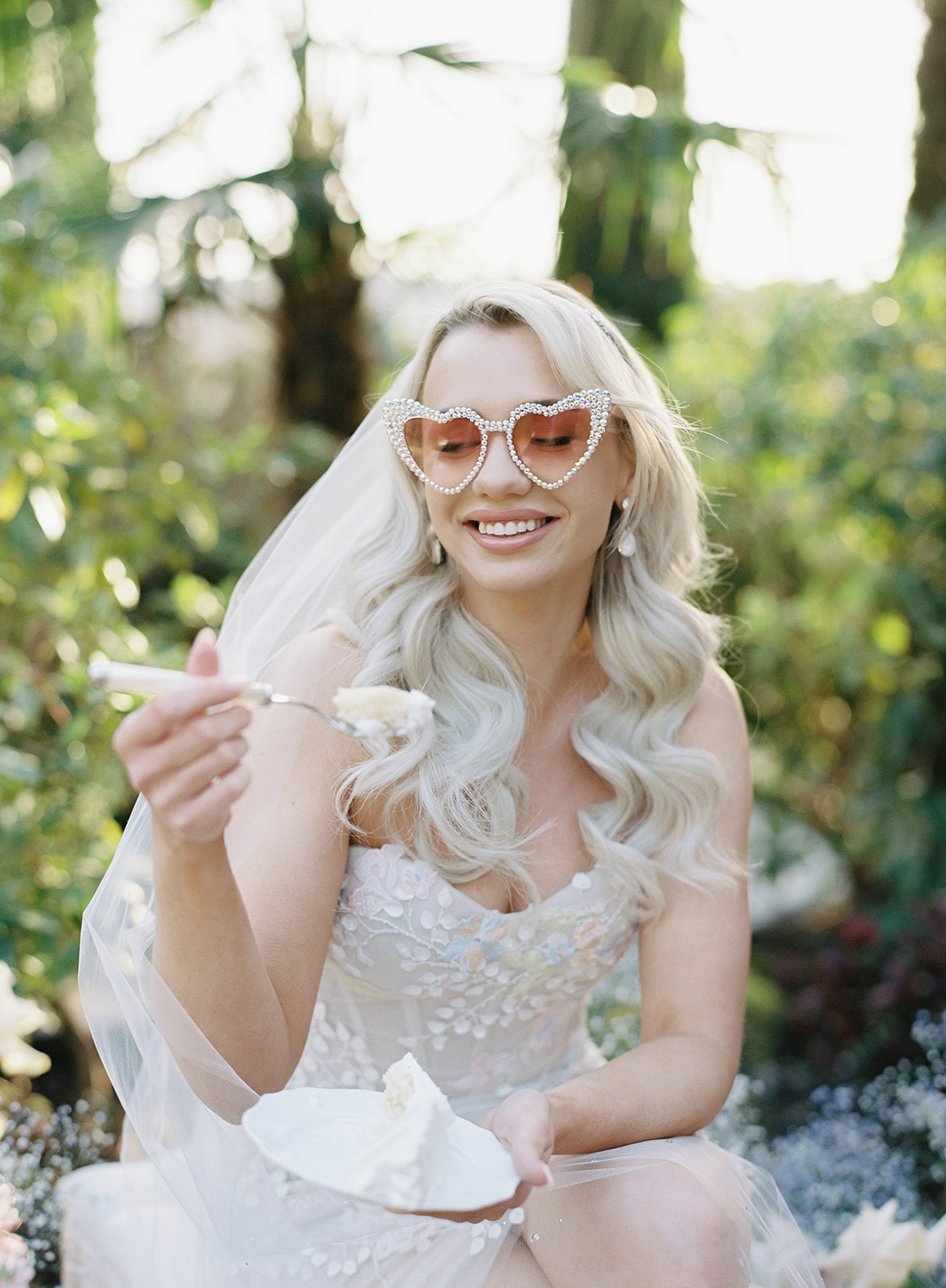 rhinestone heart-shaped sunglasses