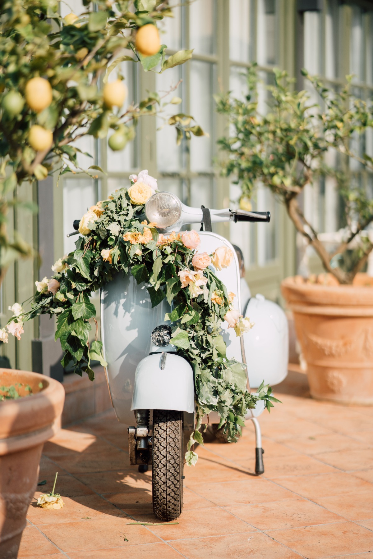 wedding exit vespa