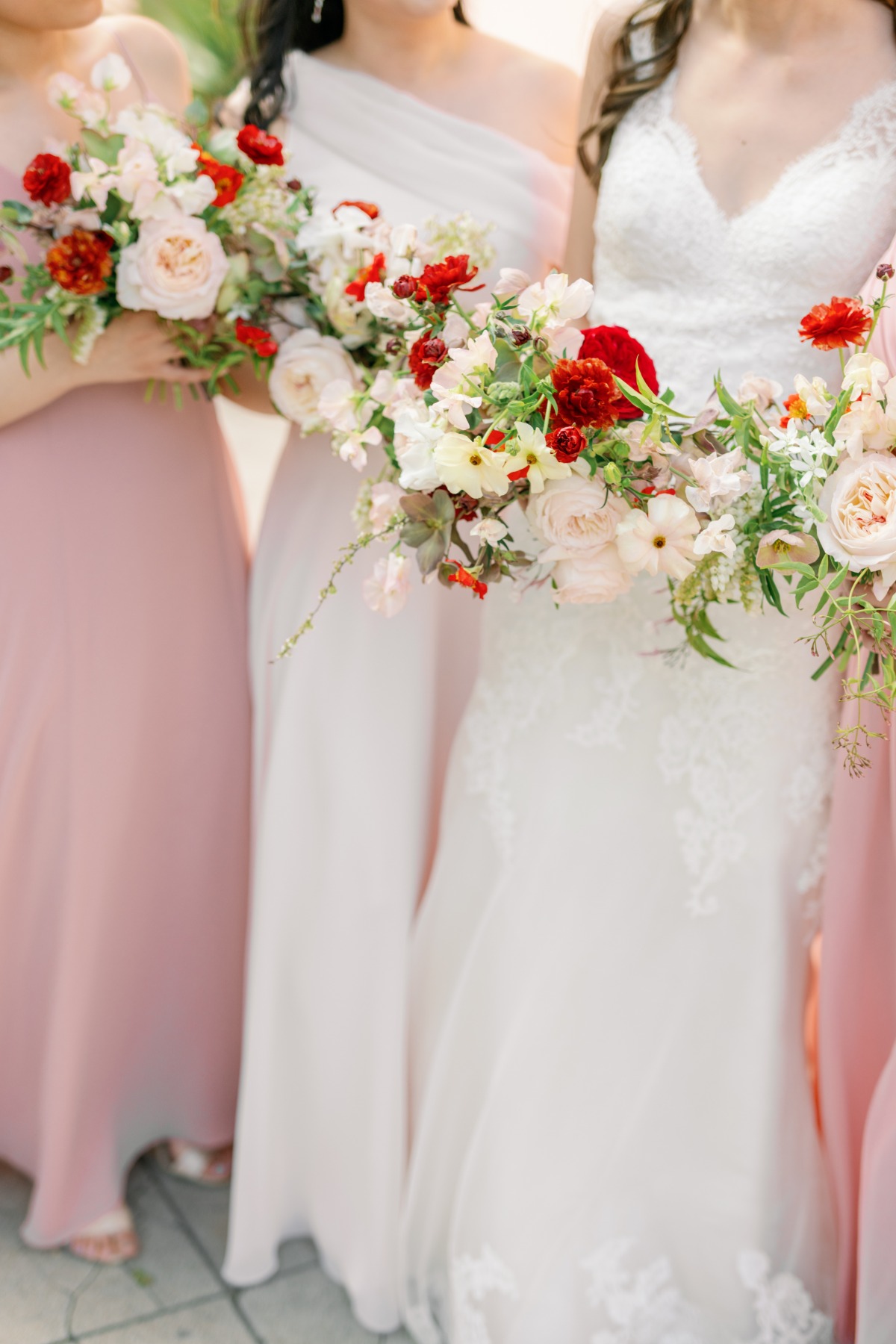 red and white wedding boquets