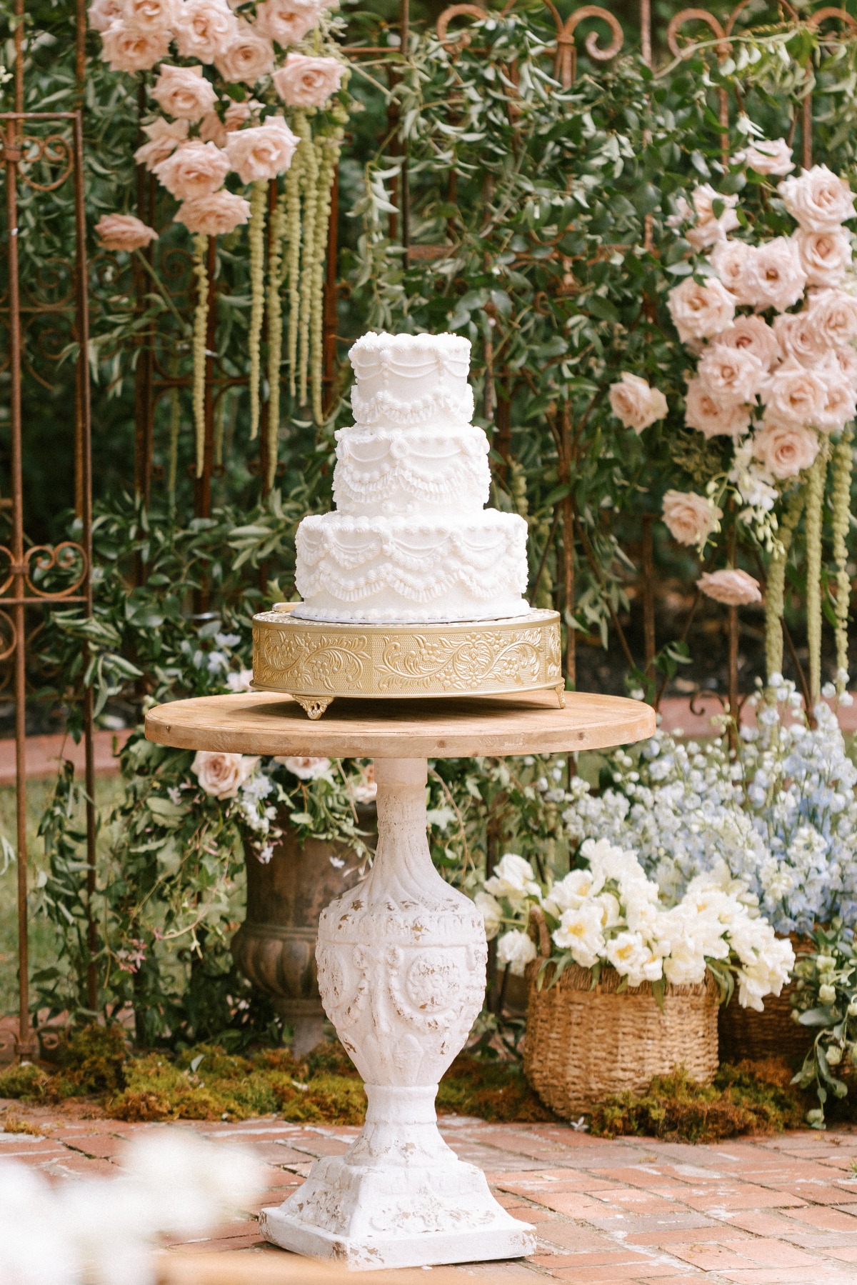 detailed buttercream wedding cake