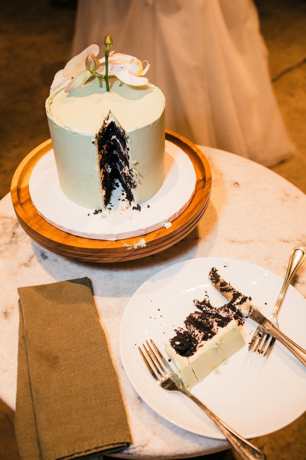 mint and orchid wedding cake