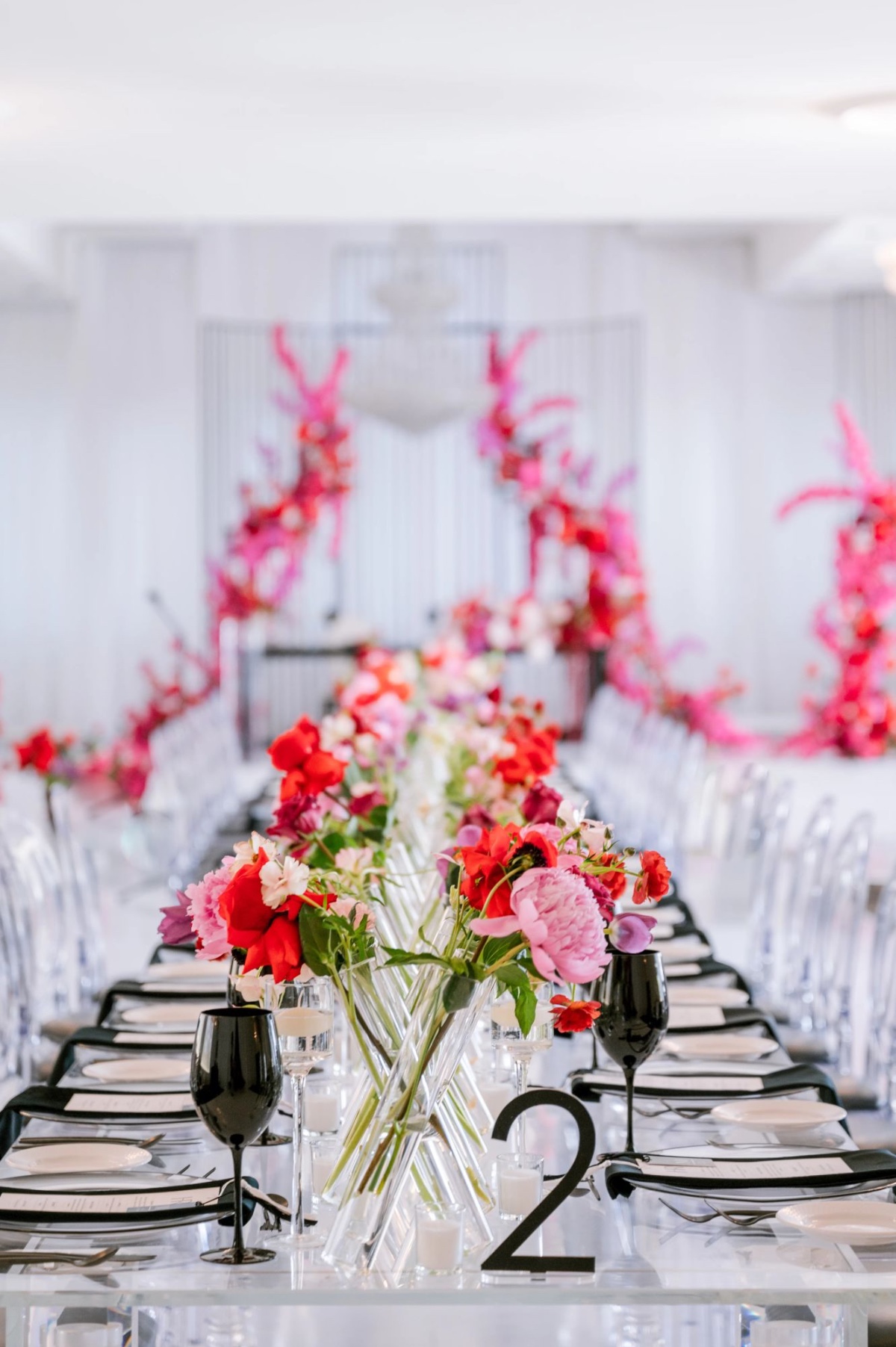 0127-luxe-modern-floral-wedding-orchardview-ottawa-photography-by-emma