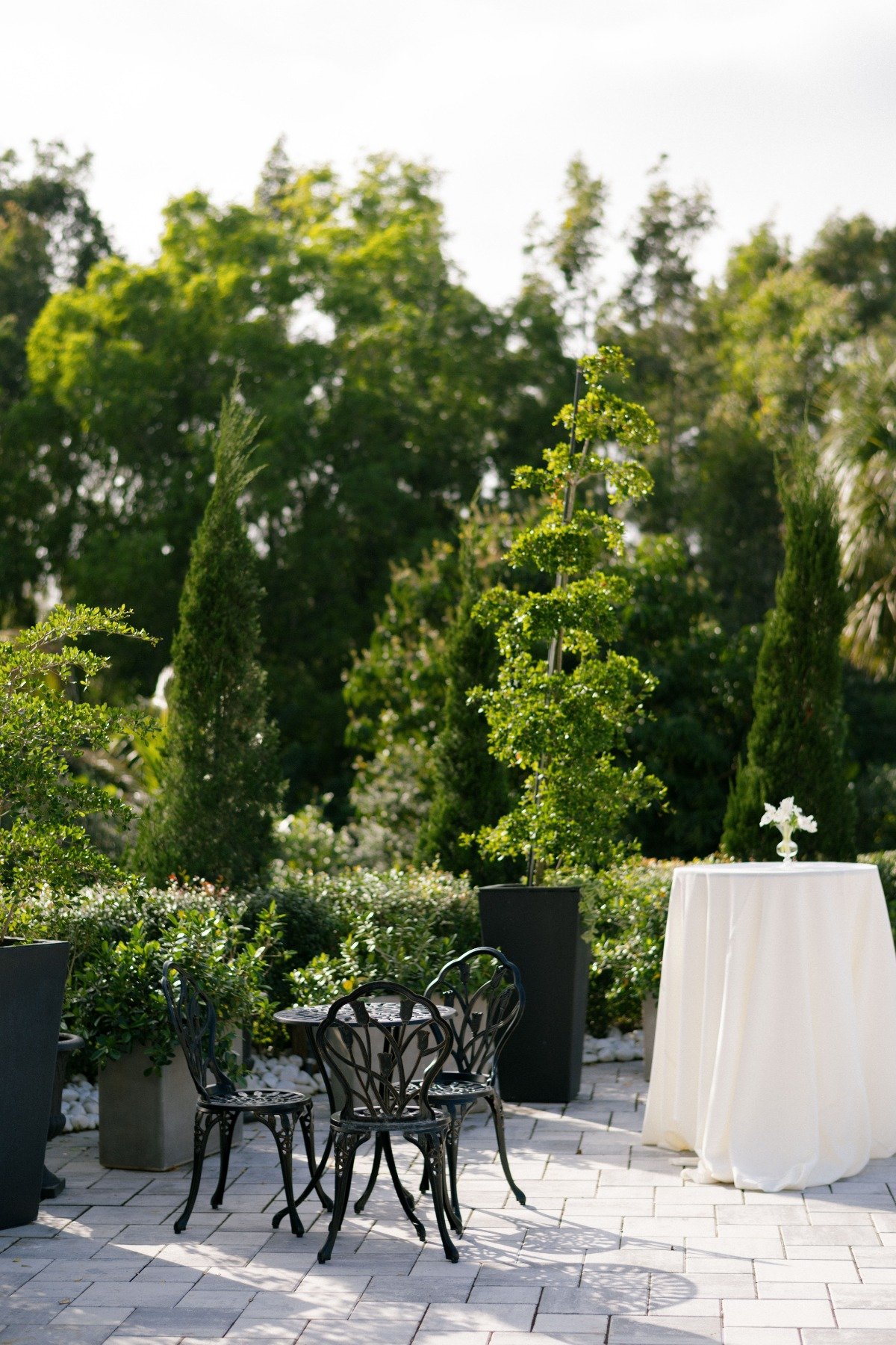 miniature cocktail table arrangements