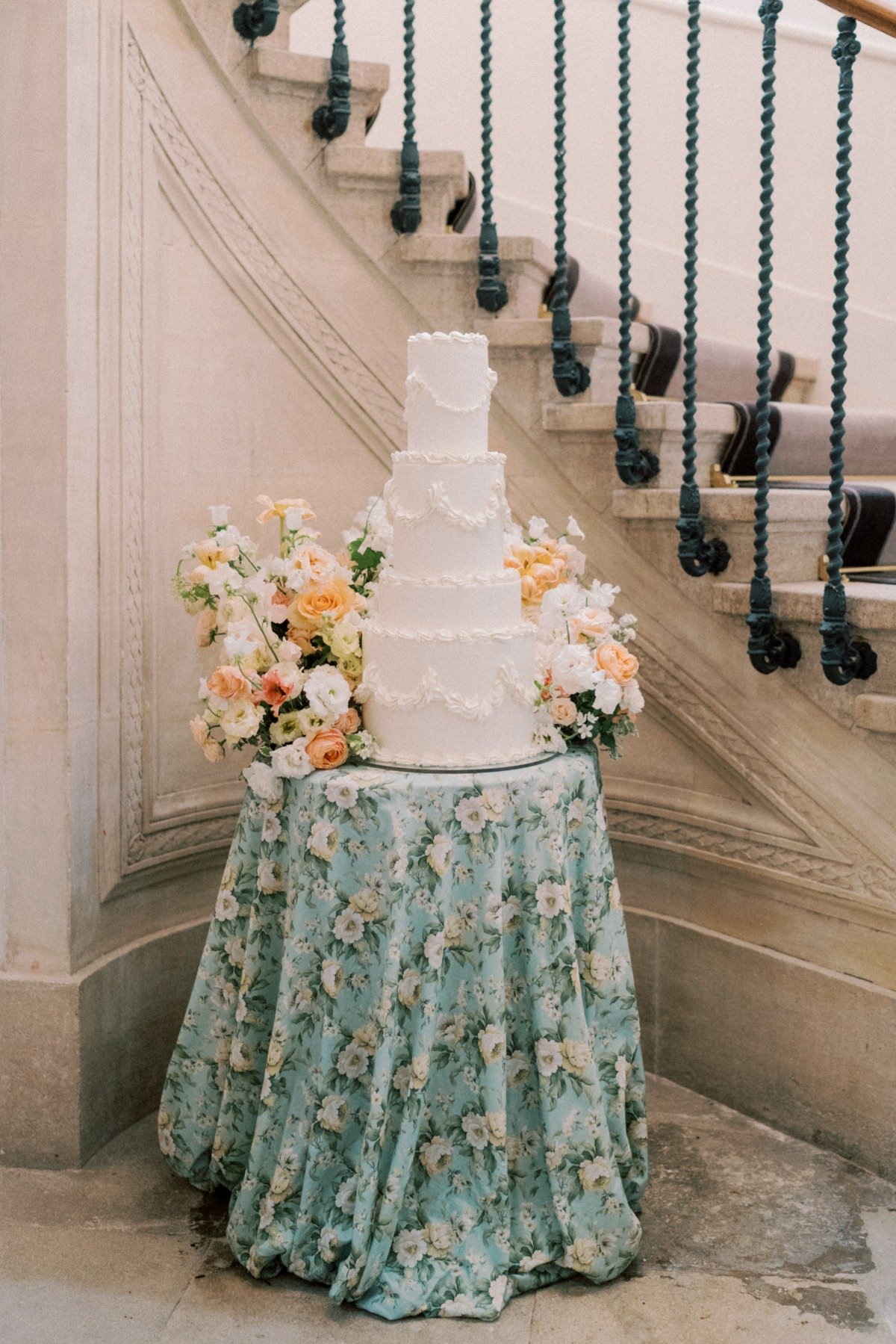 simple yet elegant wedding cake at a chateau