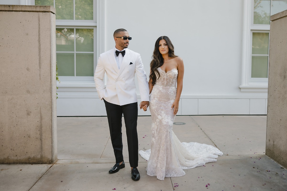 brittany-loren-nixon-library-wedding-17