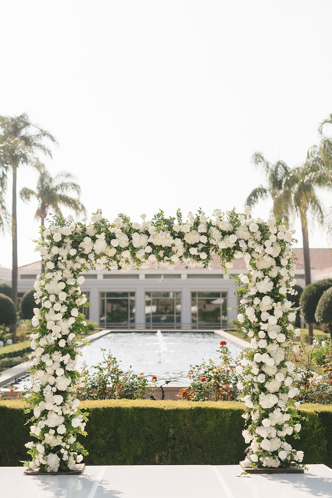 brittany-loren-nixon-library-wedding-34