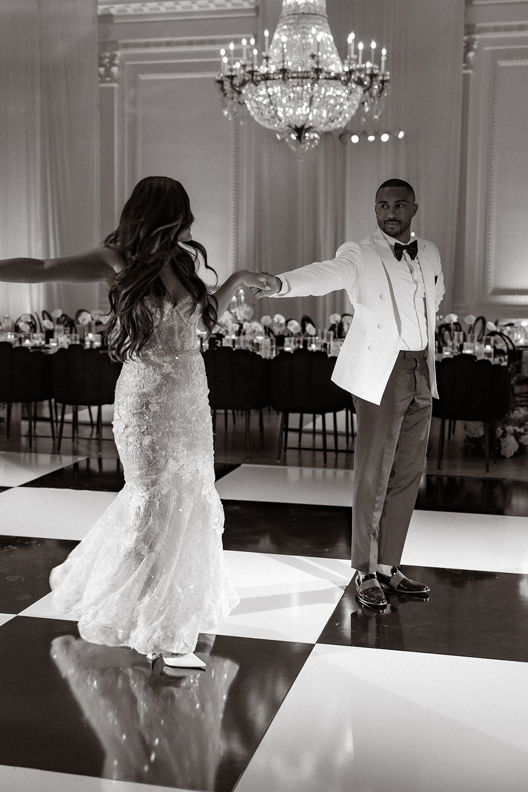 brittany-loren-nixon-library-wedding-91