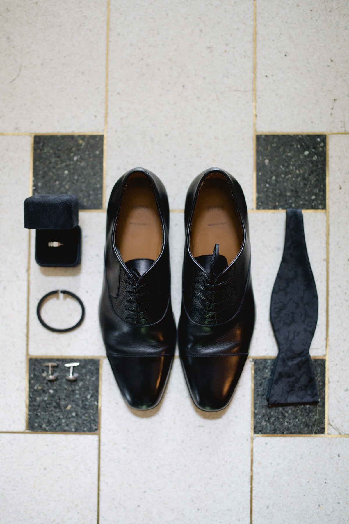 grooms accessories details wedding photography ideas