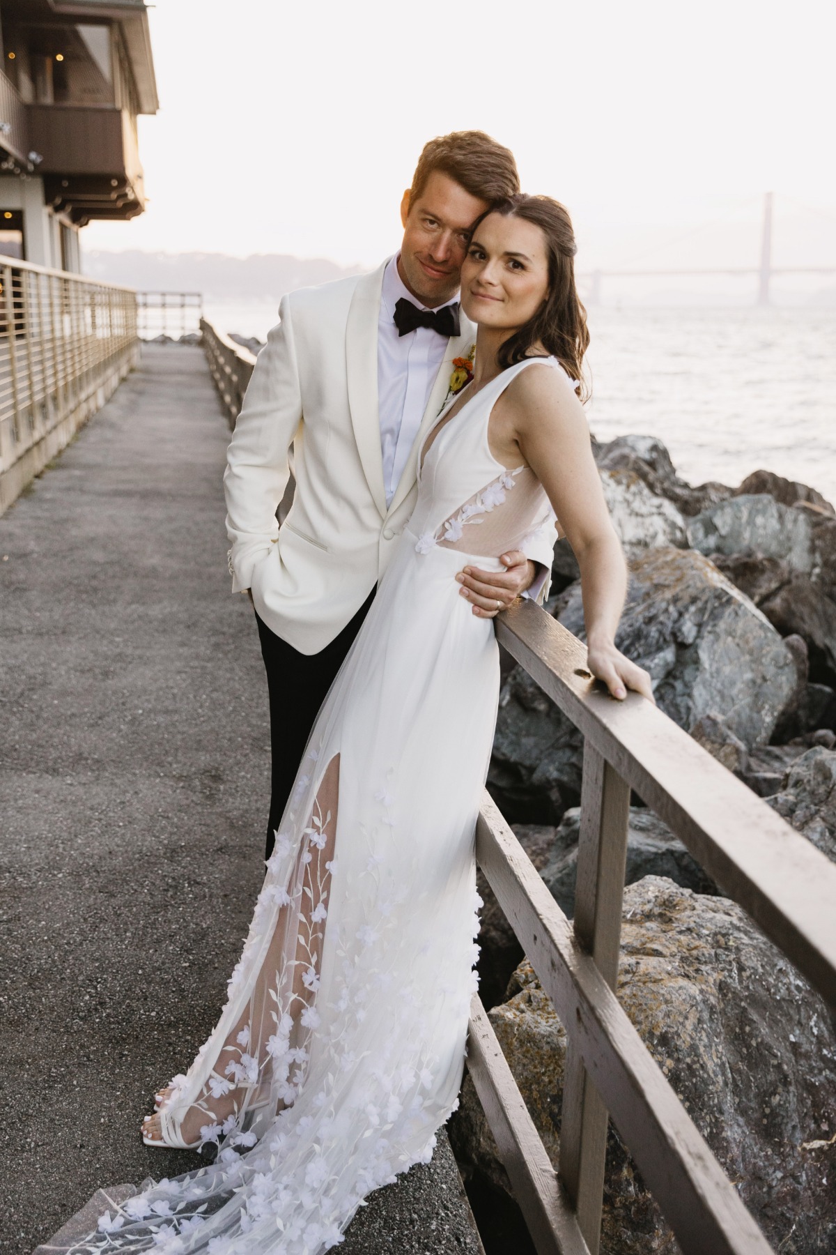 san francisco wedding venue with bridge in background