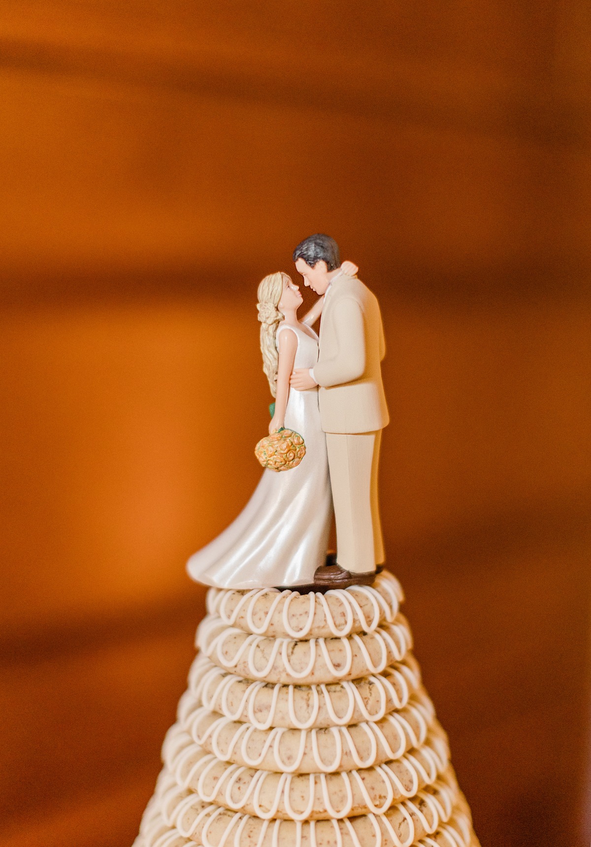 custom bride and groom cake topper