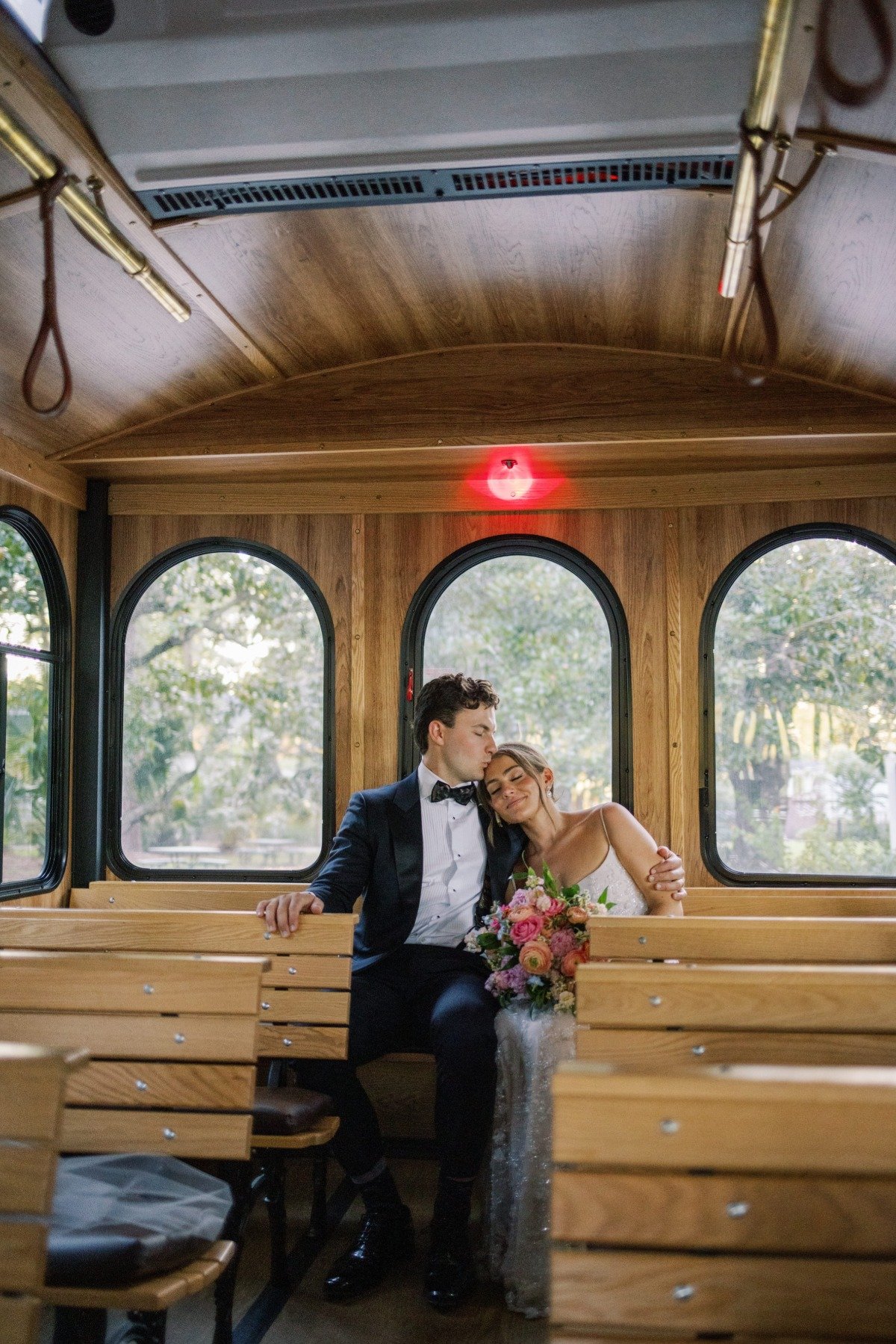 street car wedding photo ideas