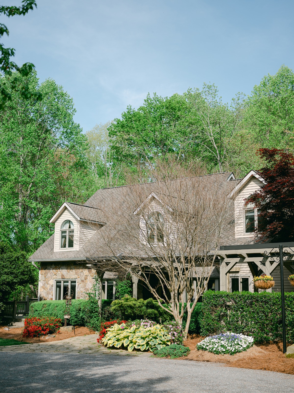 quaint cottage estate wedding venue