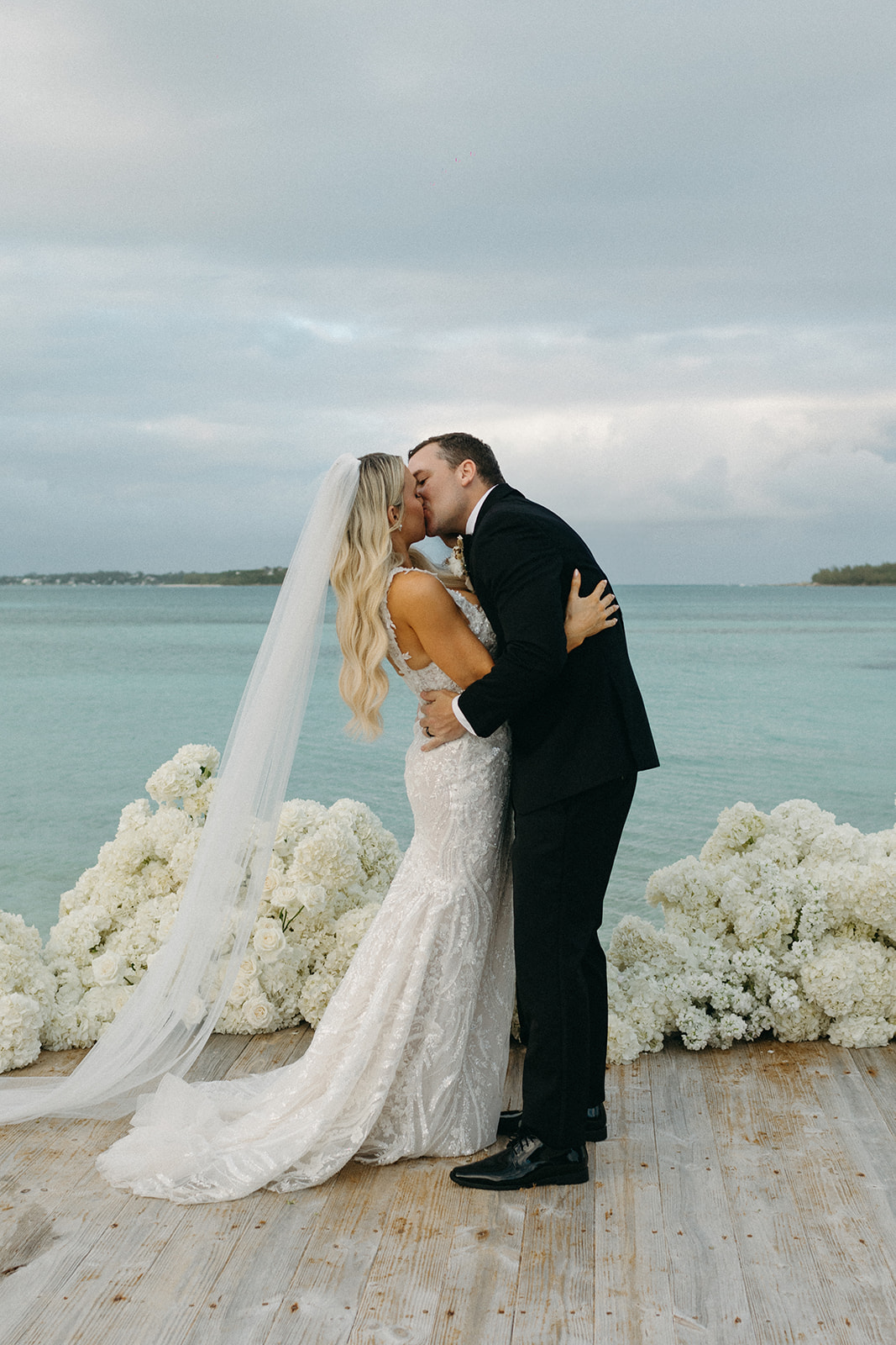 maeco-creative_the-other-side_bahamas-wedding_72