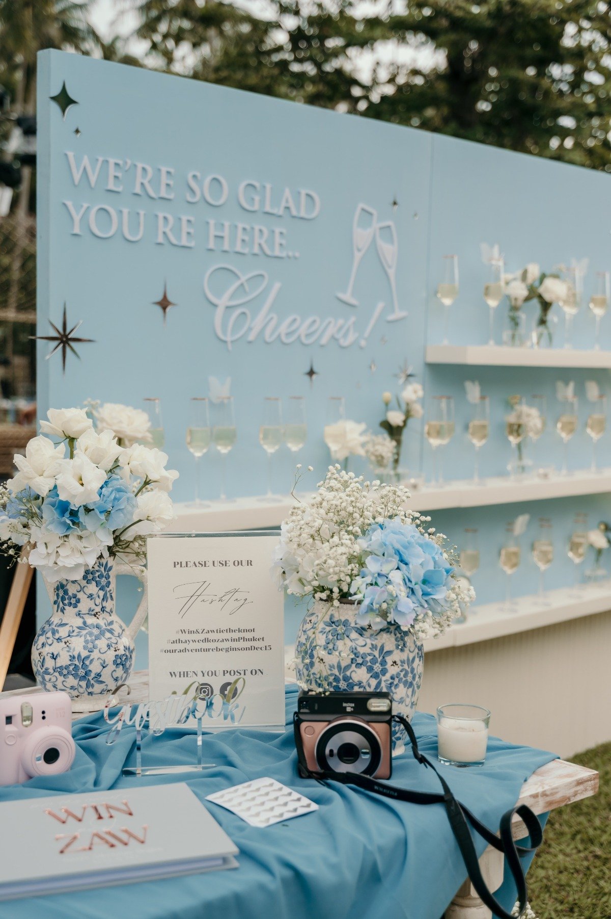 Polaroid picture table