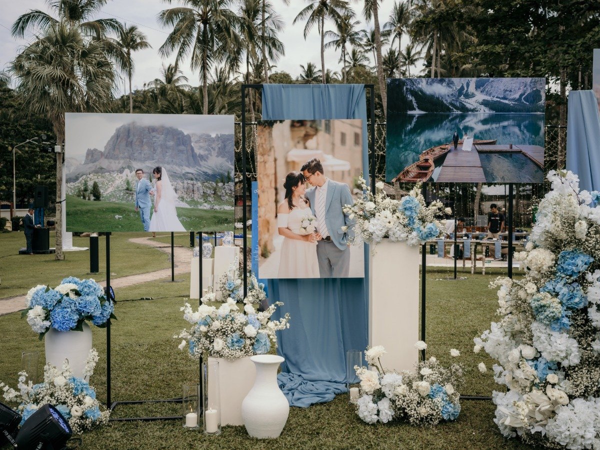 elopement photo station