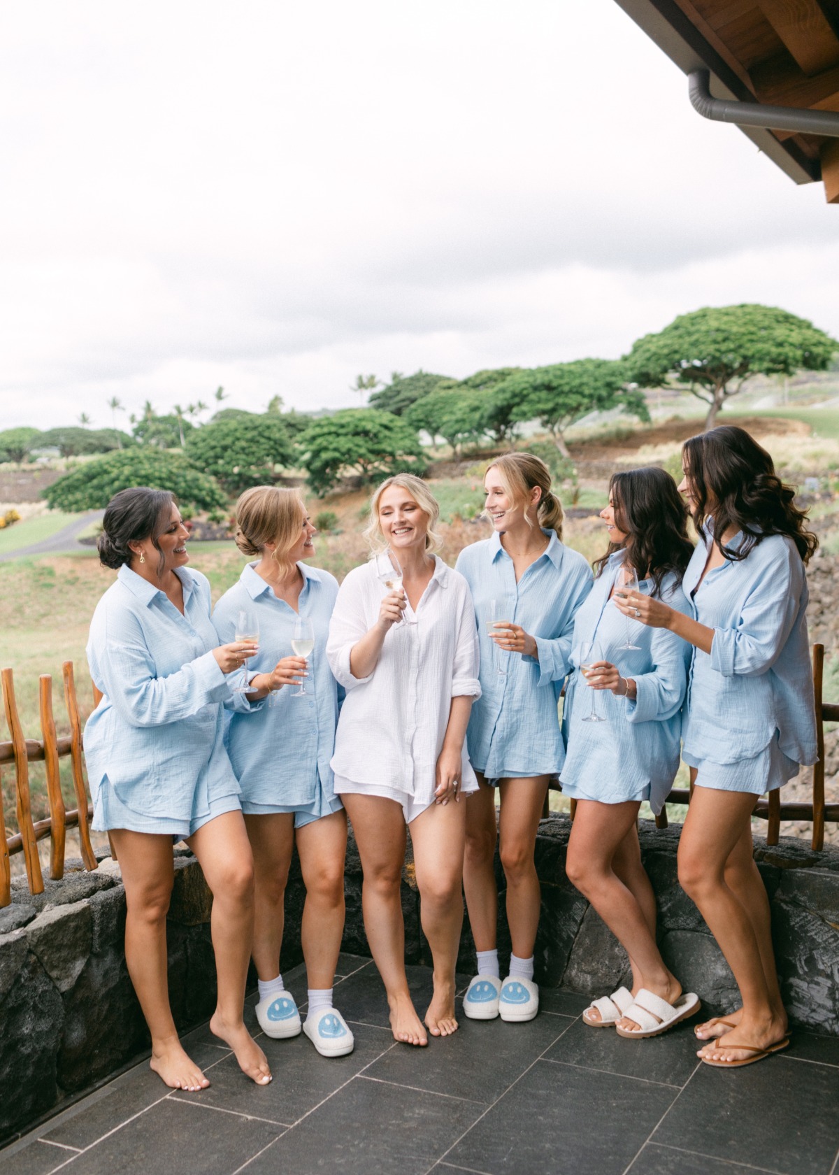 blue and white wedding getting ready photo ideas for bridesmaids