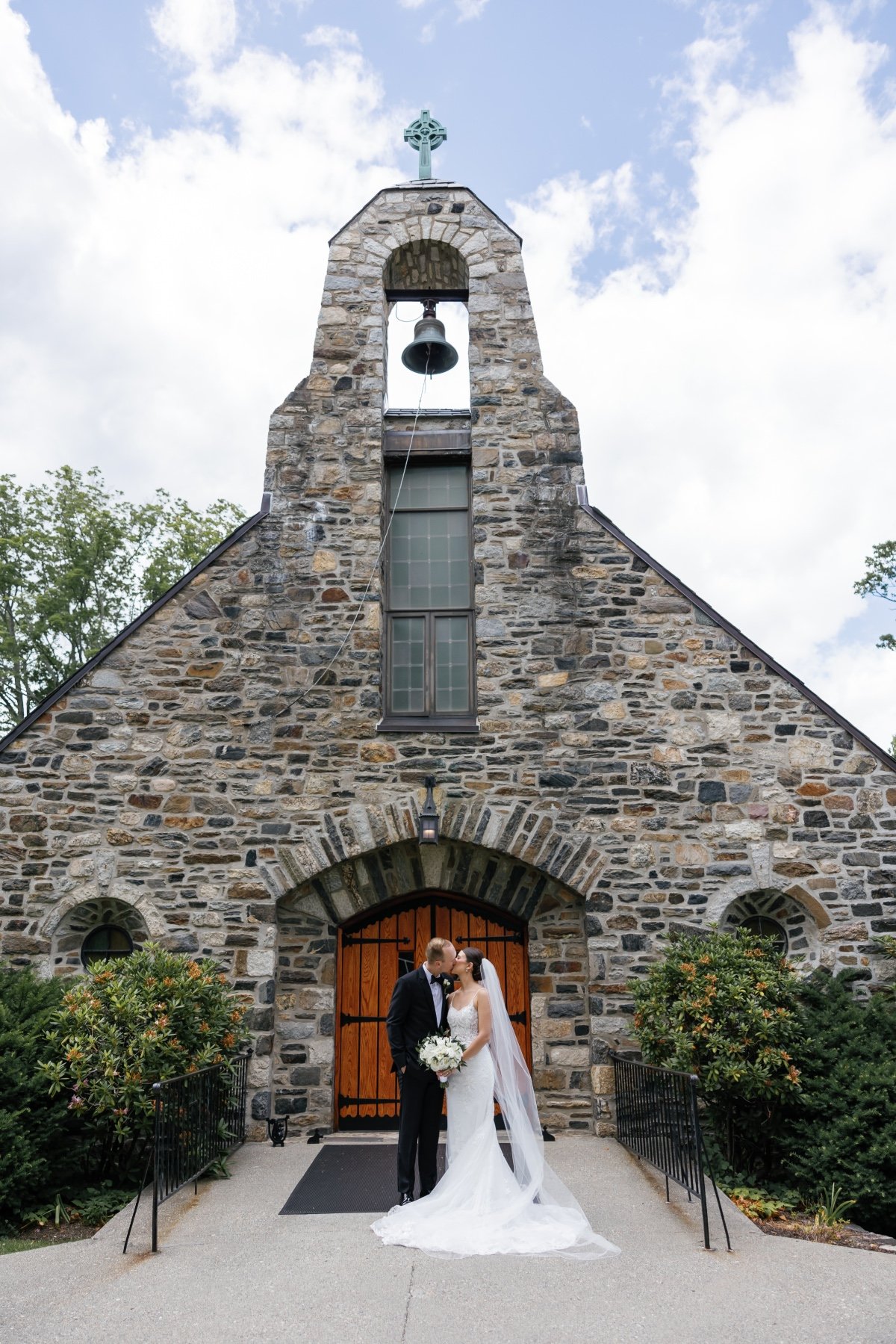 stone wedding chapel in new york