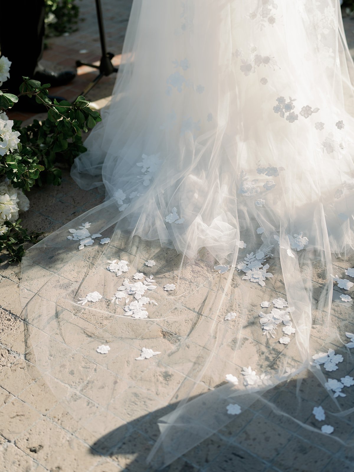 lace petal wedding veil