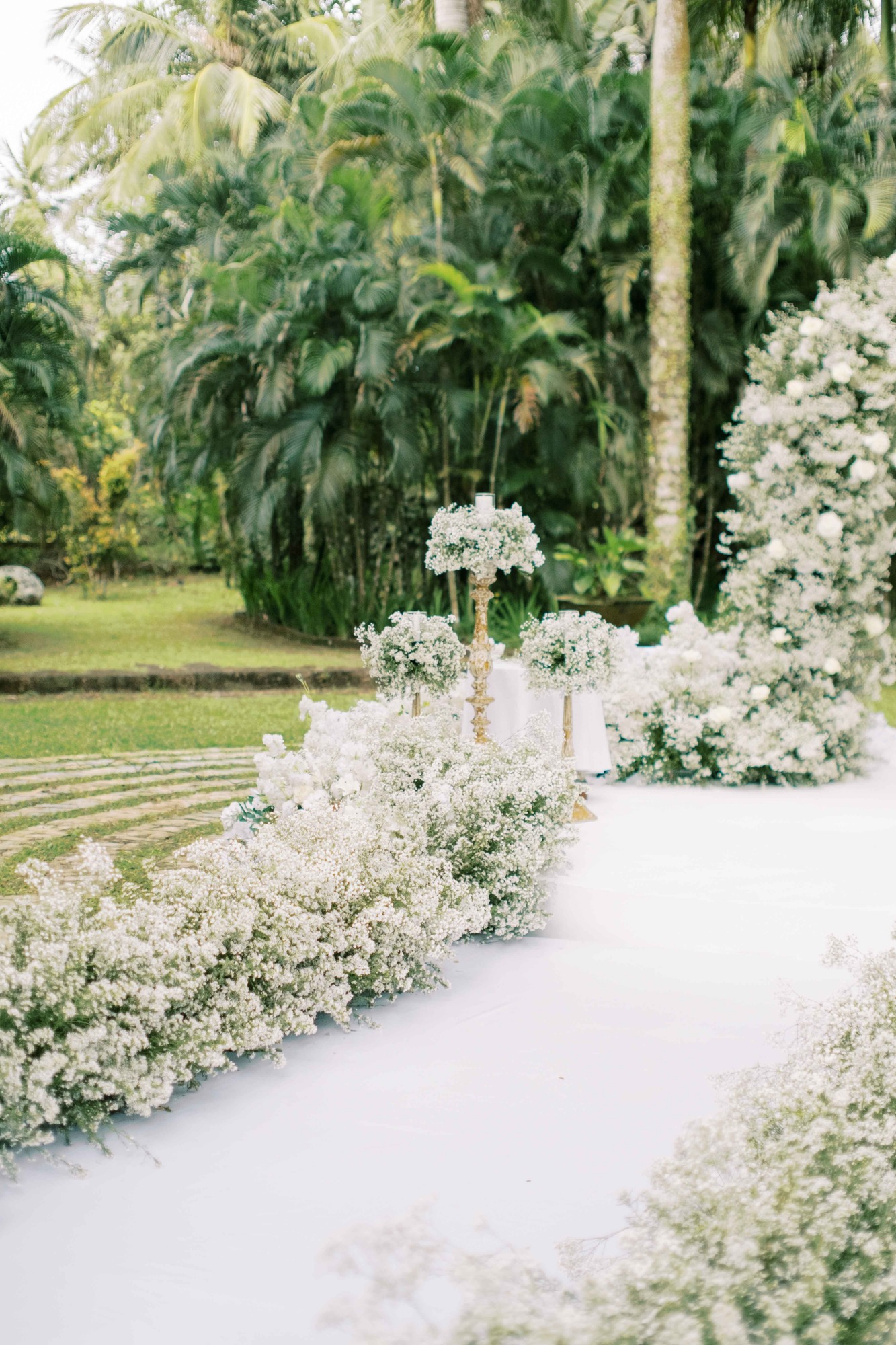 white babys breath wedding ceremony 