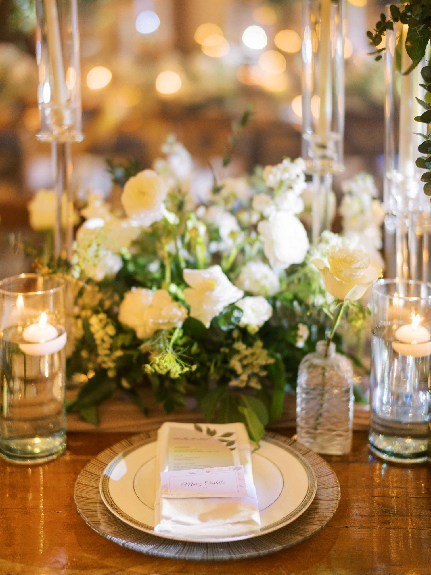 green and white wedding flowers