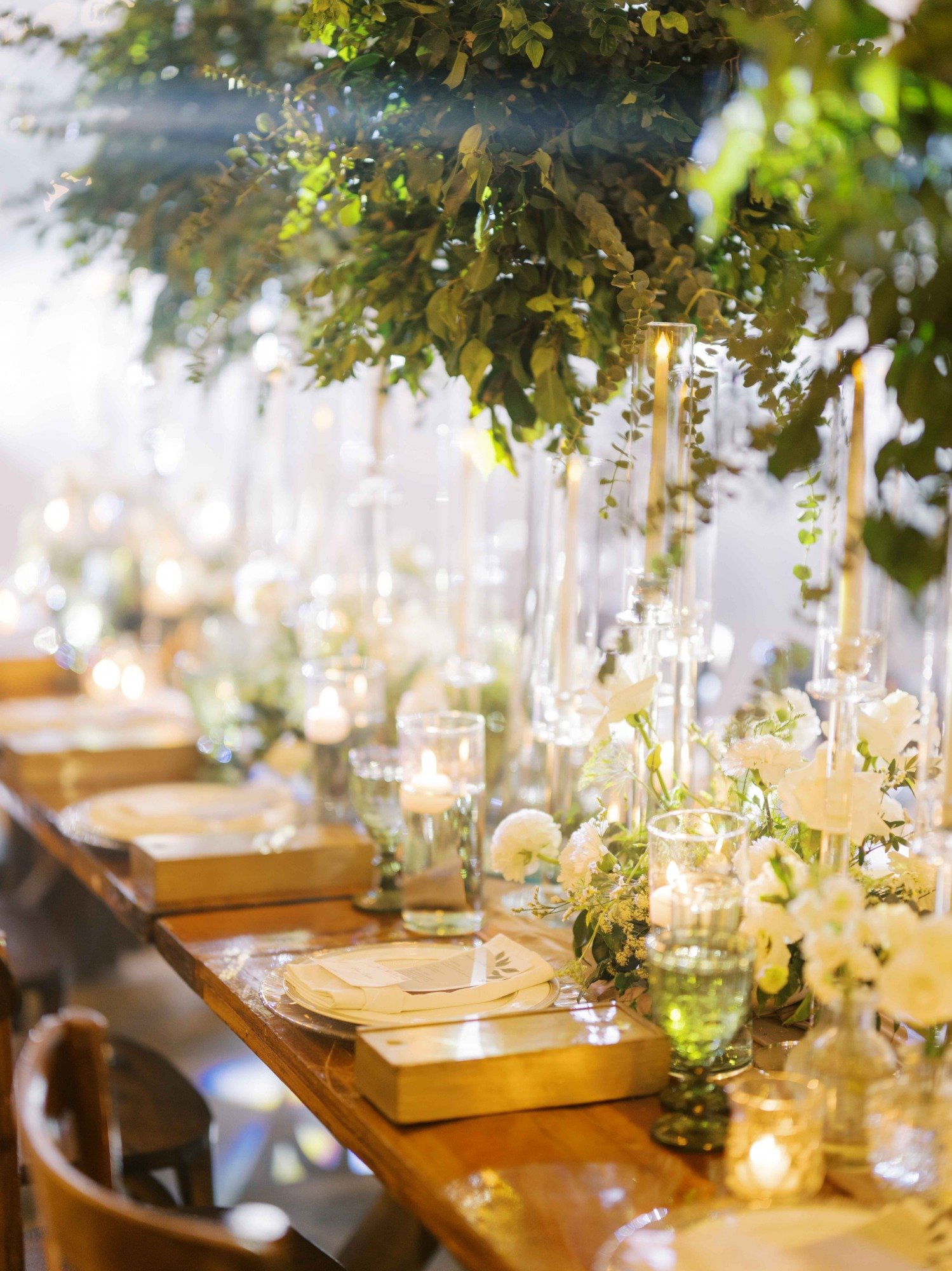 green and white wedding inspiration