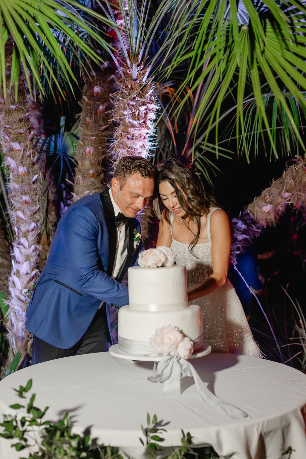 wedding cake with a bow