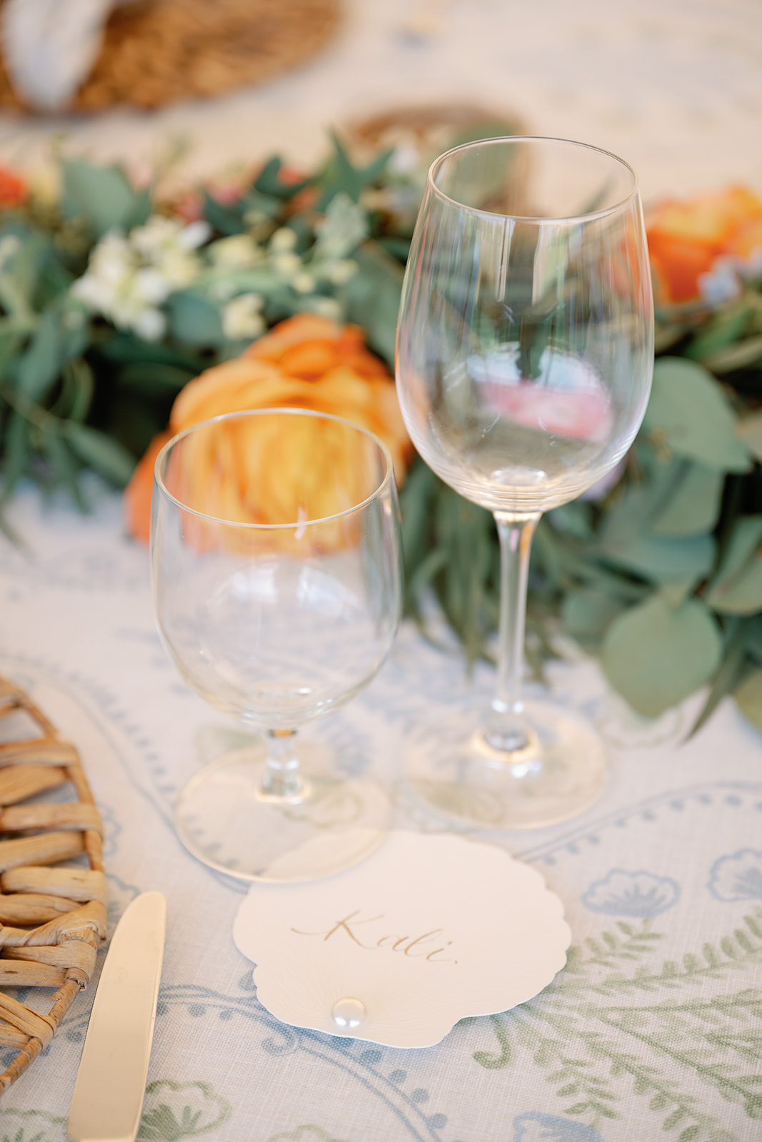 shell themed place cards for wedding