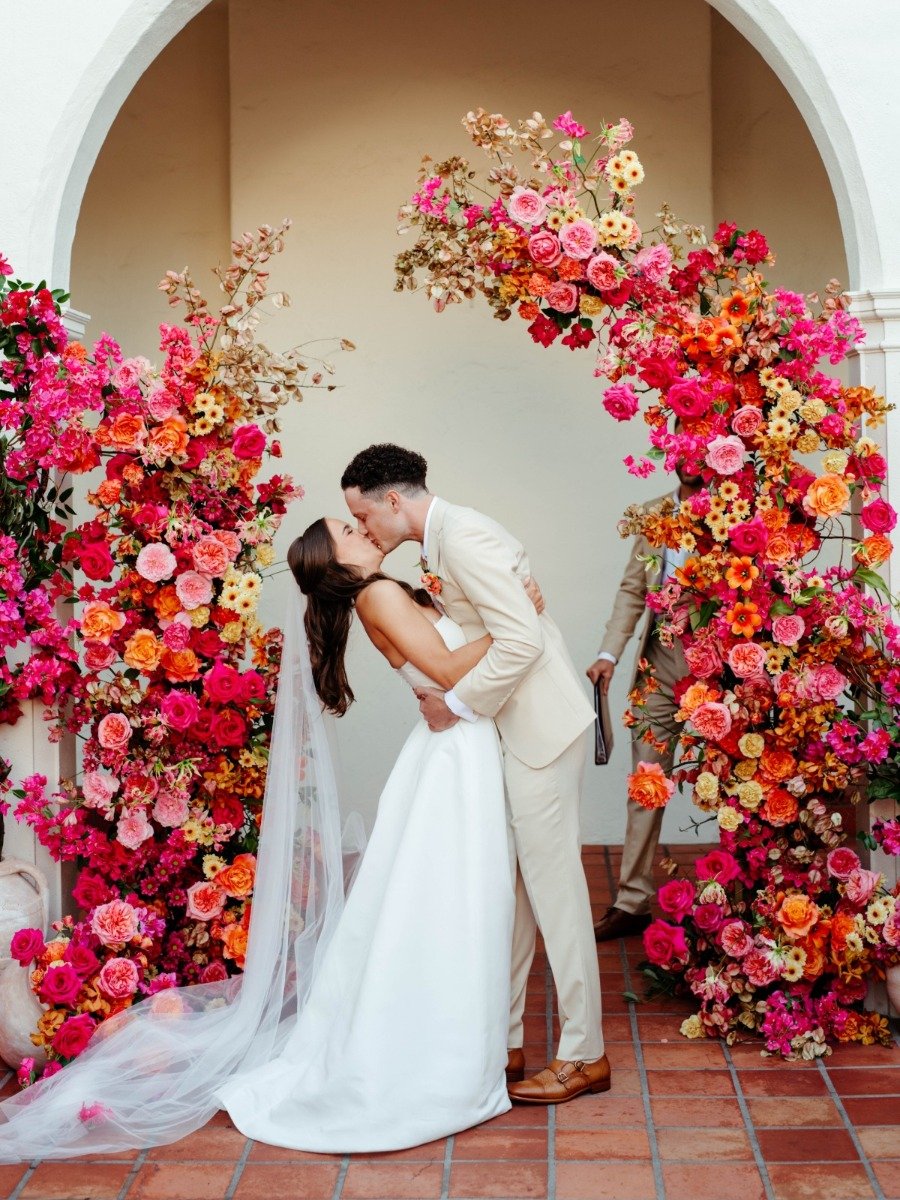A sunset-inspired San Diego wedding with perfect mix-and-match style