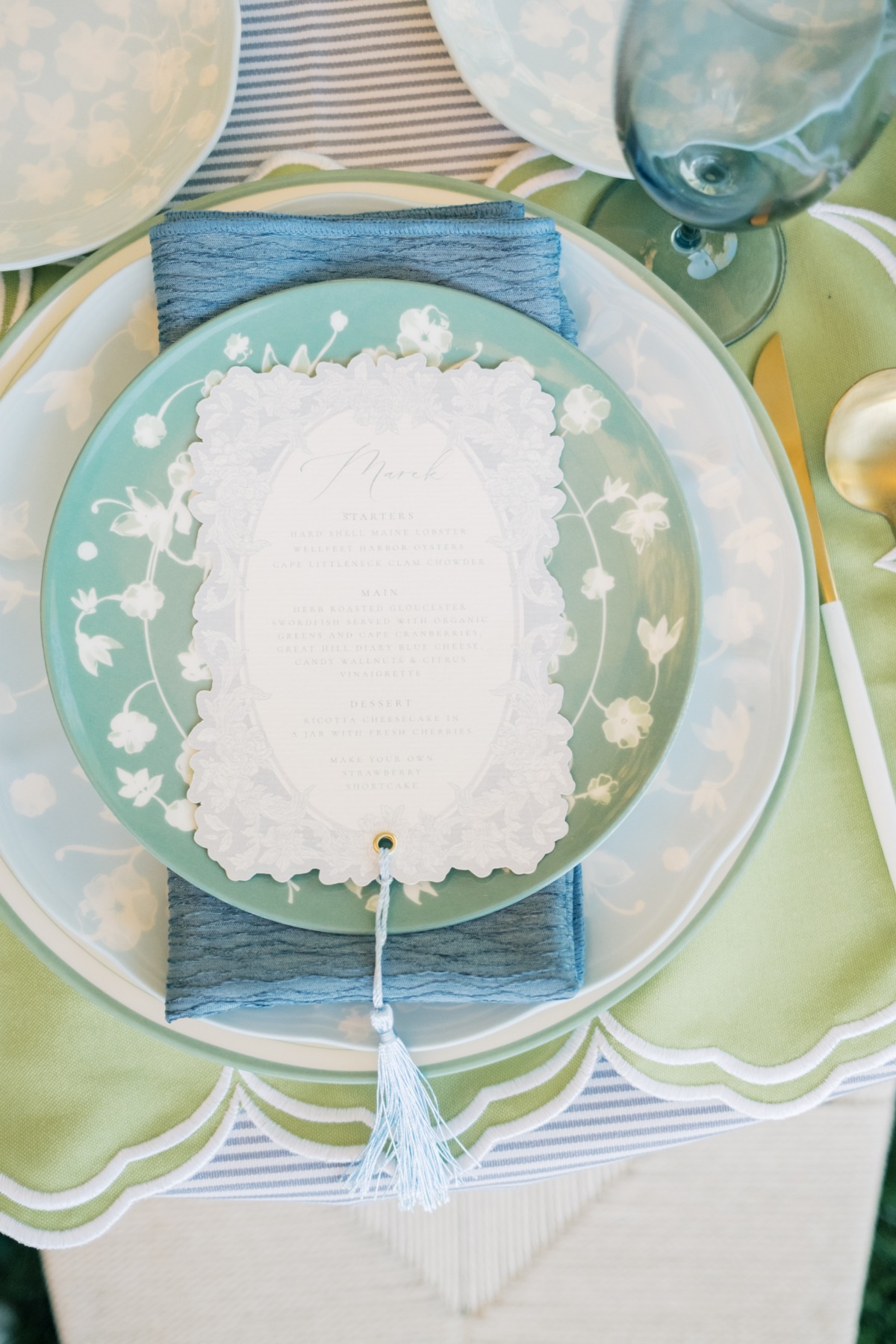 scalloped edge wedding menus