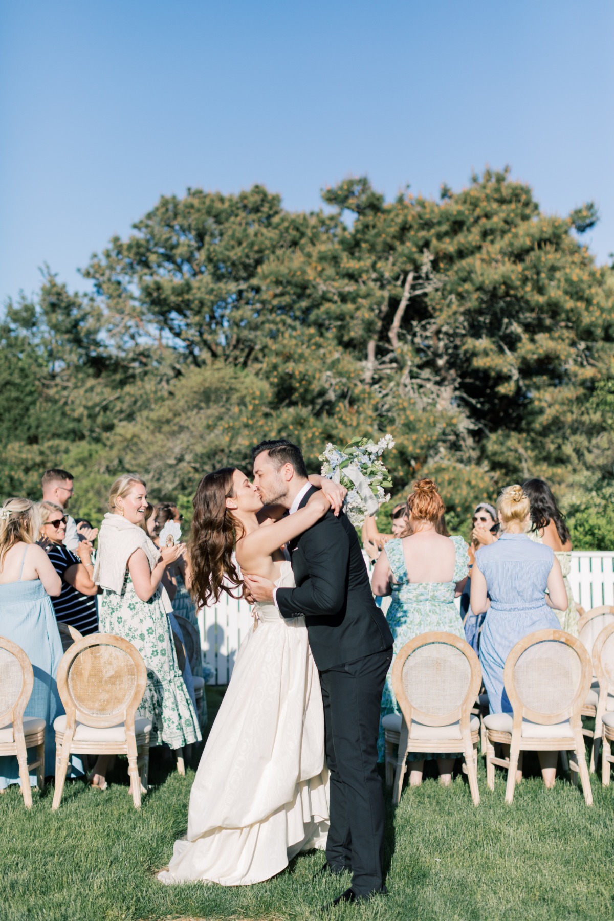 outdoor Martha's Vineyard wedding ceremony