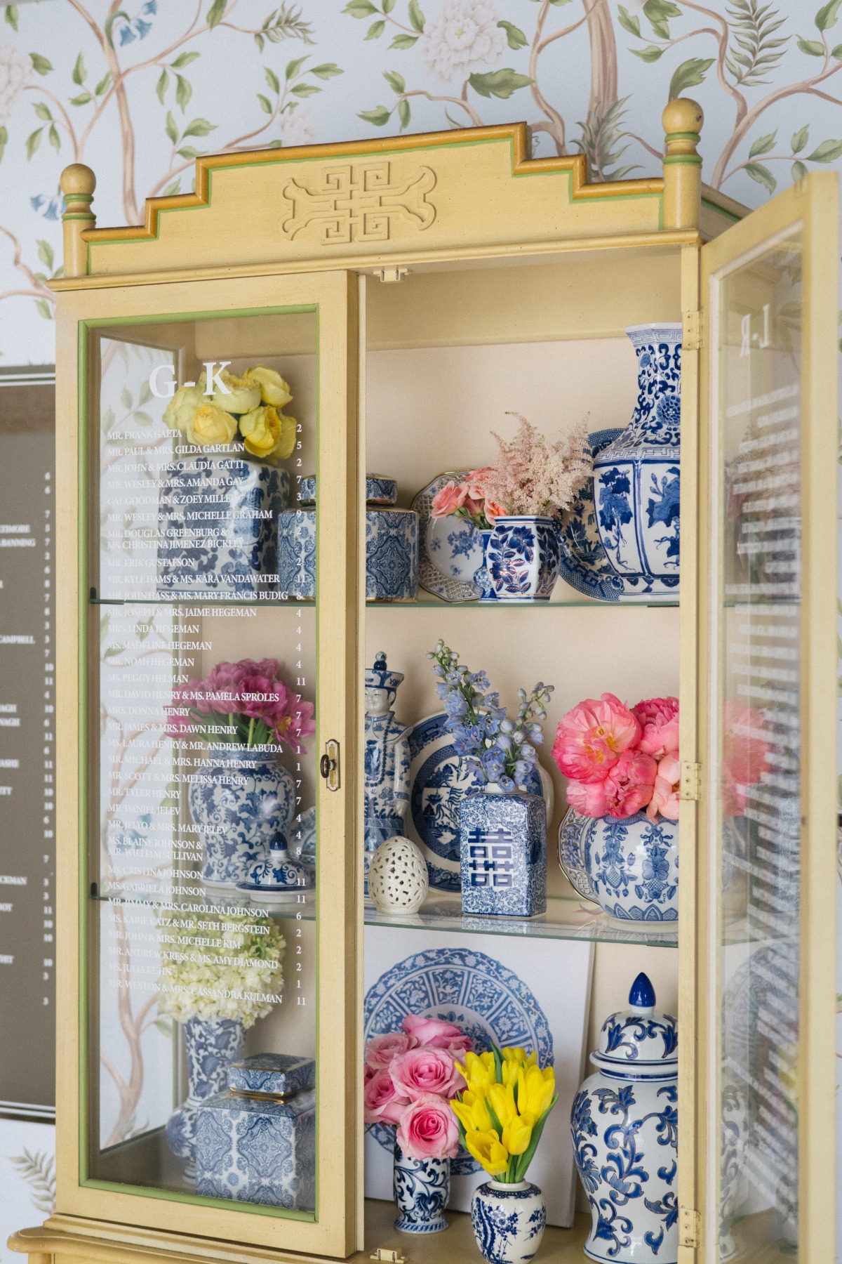 china cabinet custom escort display