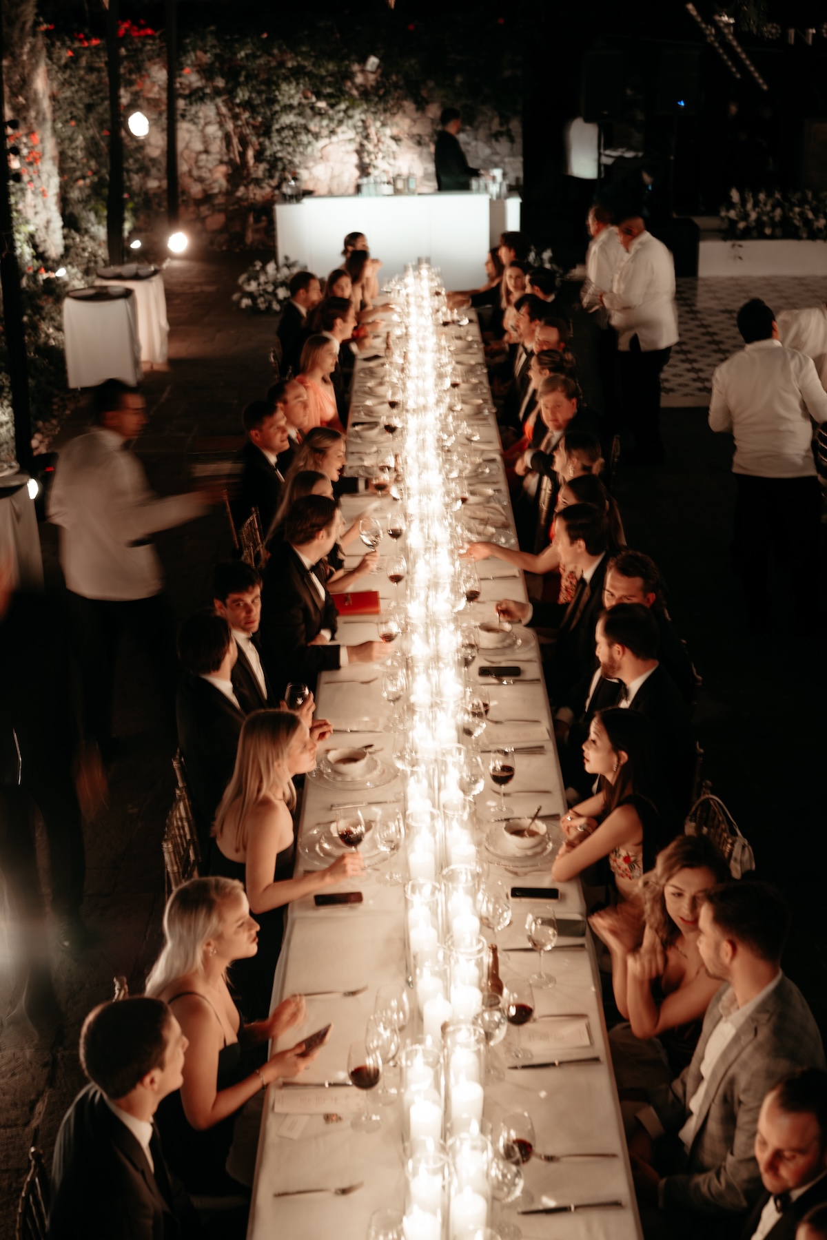 candlelit wedding reception ideas with long table