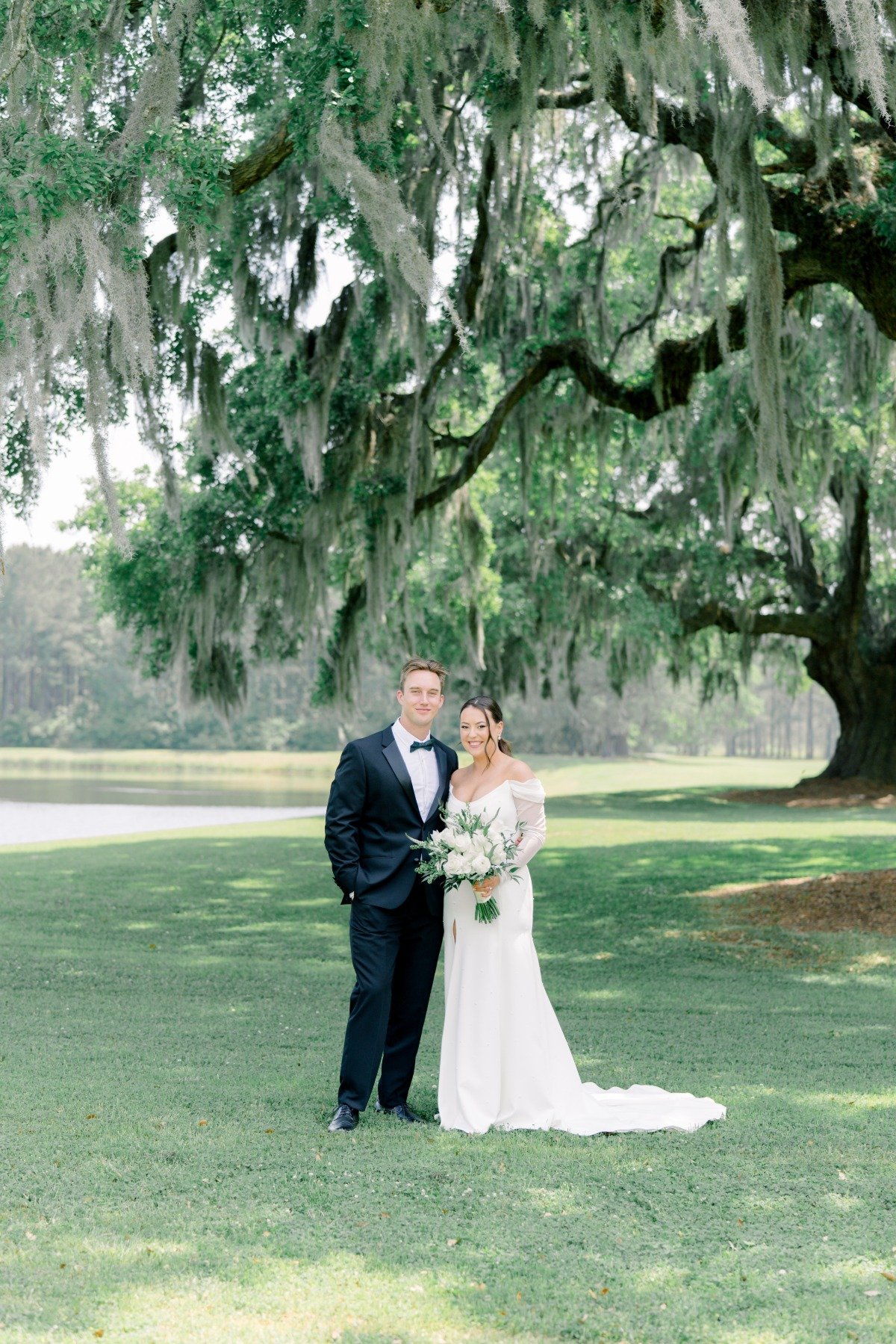 oak tree wedding venue ideas