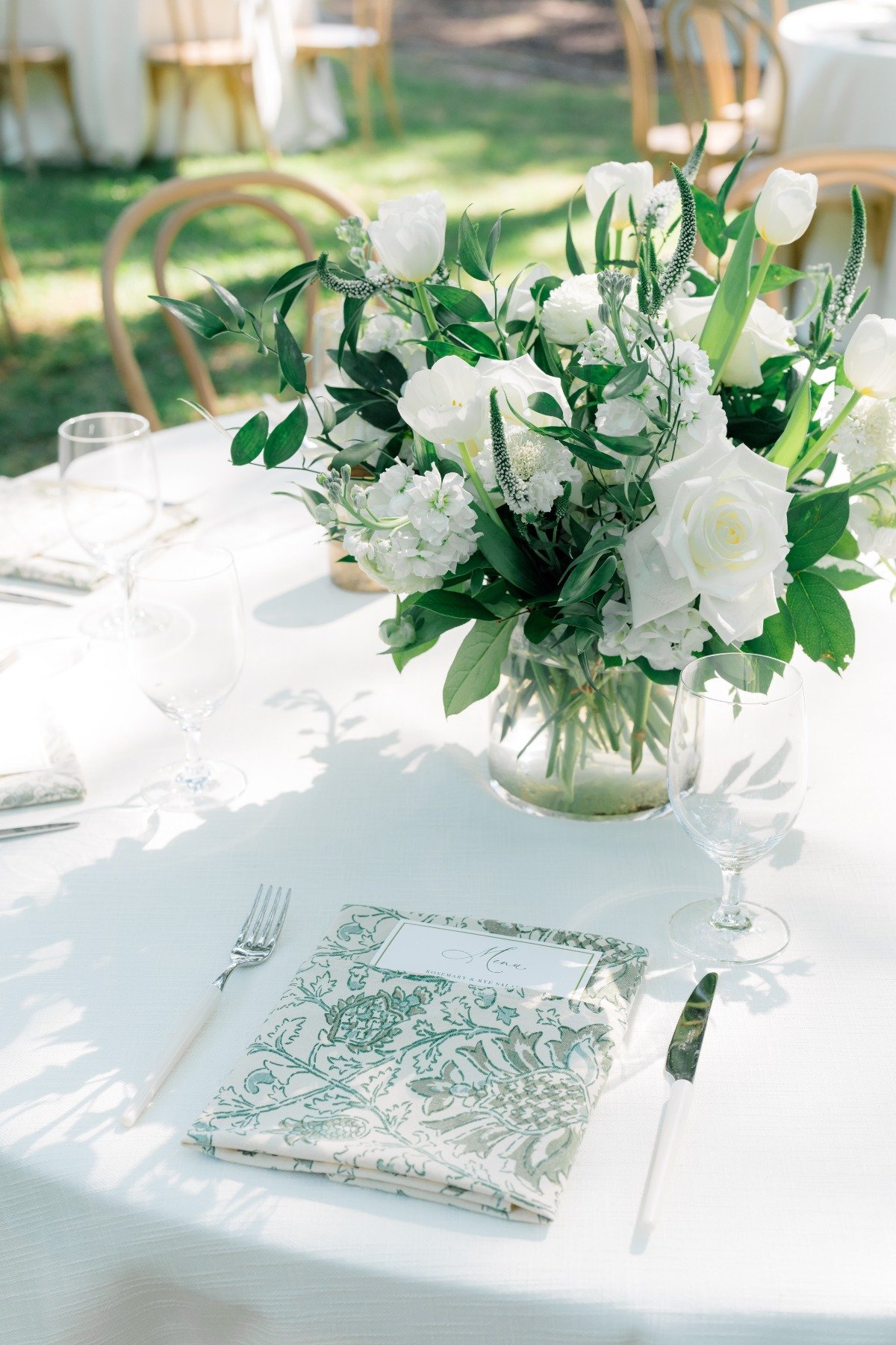 white and green wedding inspiration