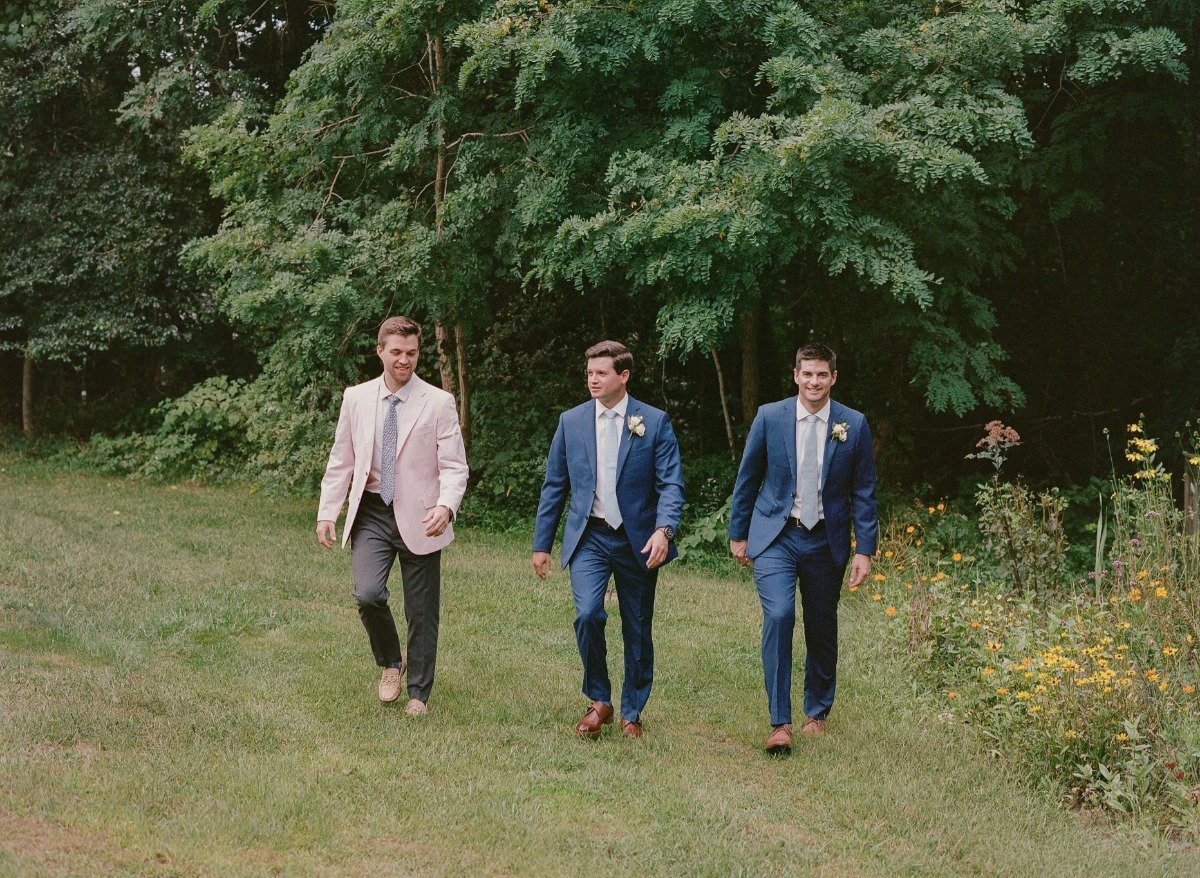 what to wear to a wedding on marthas vineyard