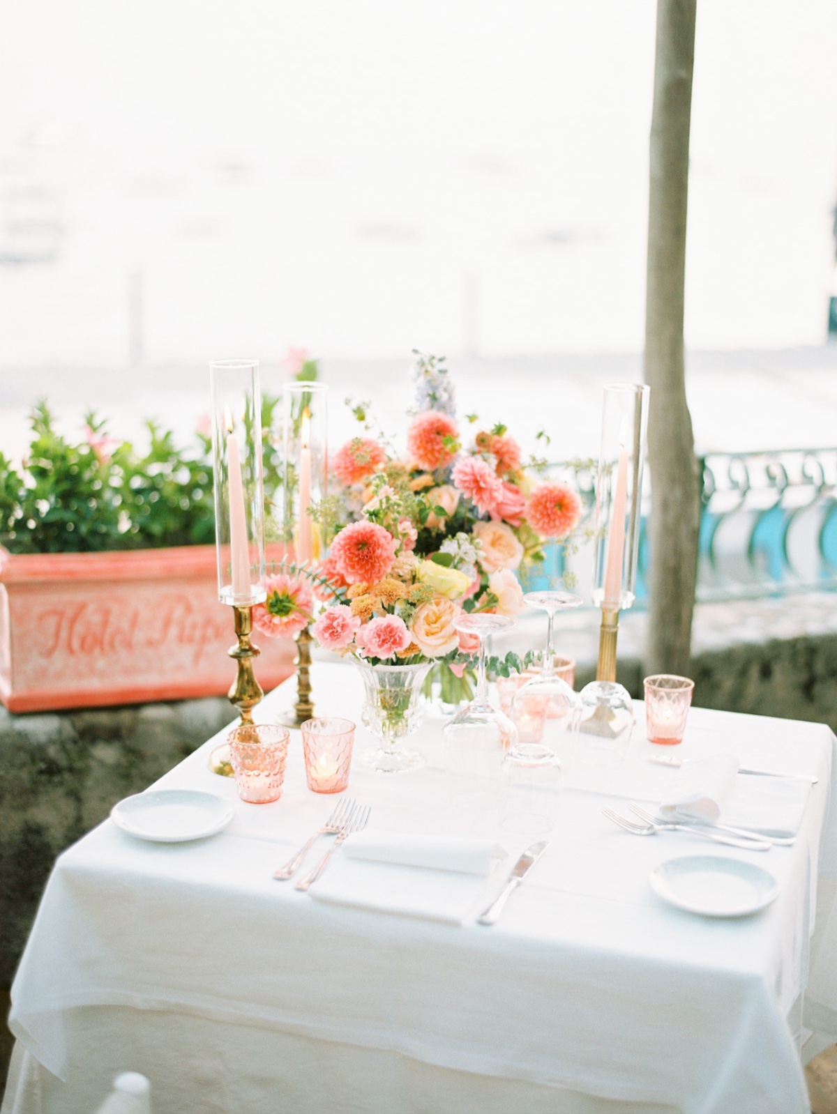 sweetheart elopement table for two on the almafi coast