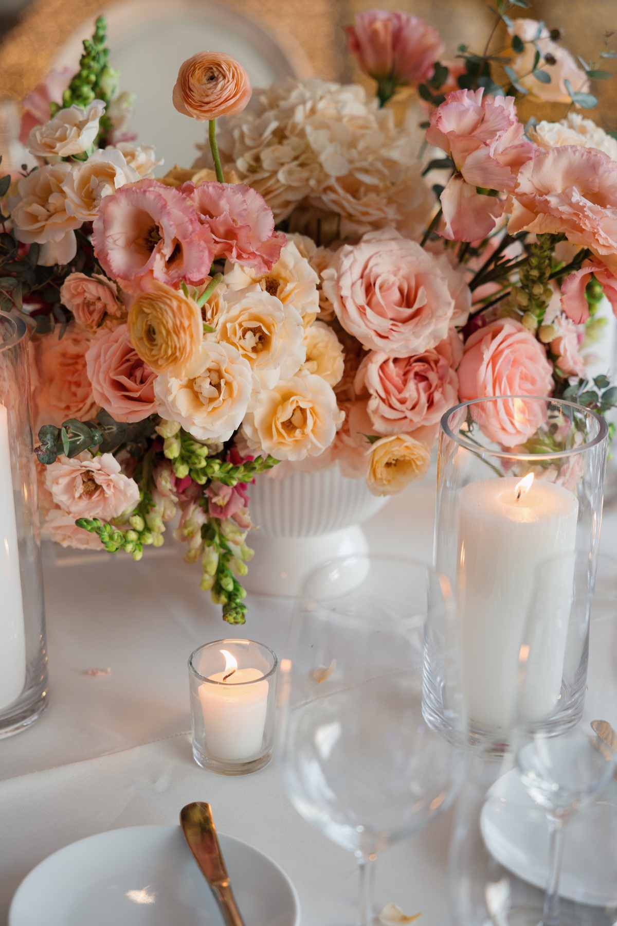 peach and blush wedding reception centerpieces