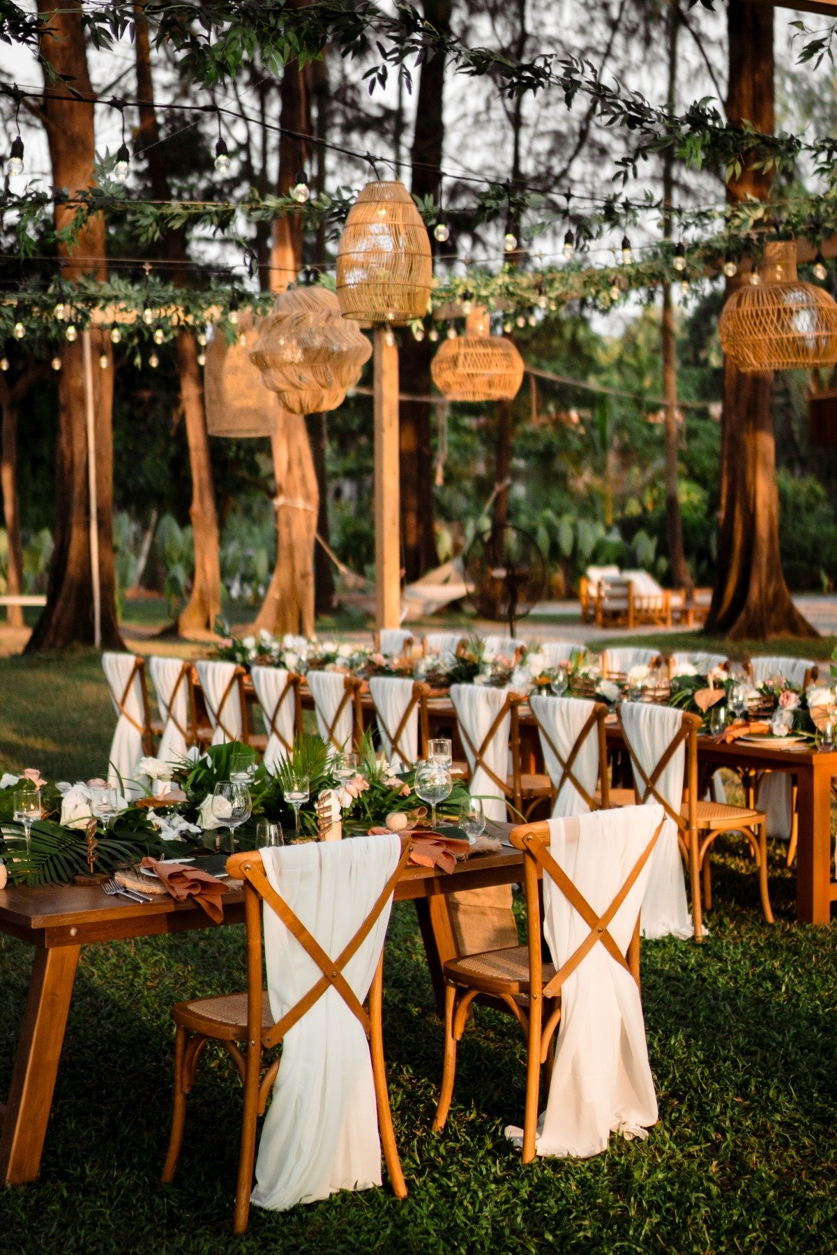 tropical wedding reception ideas